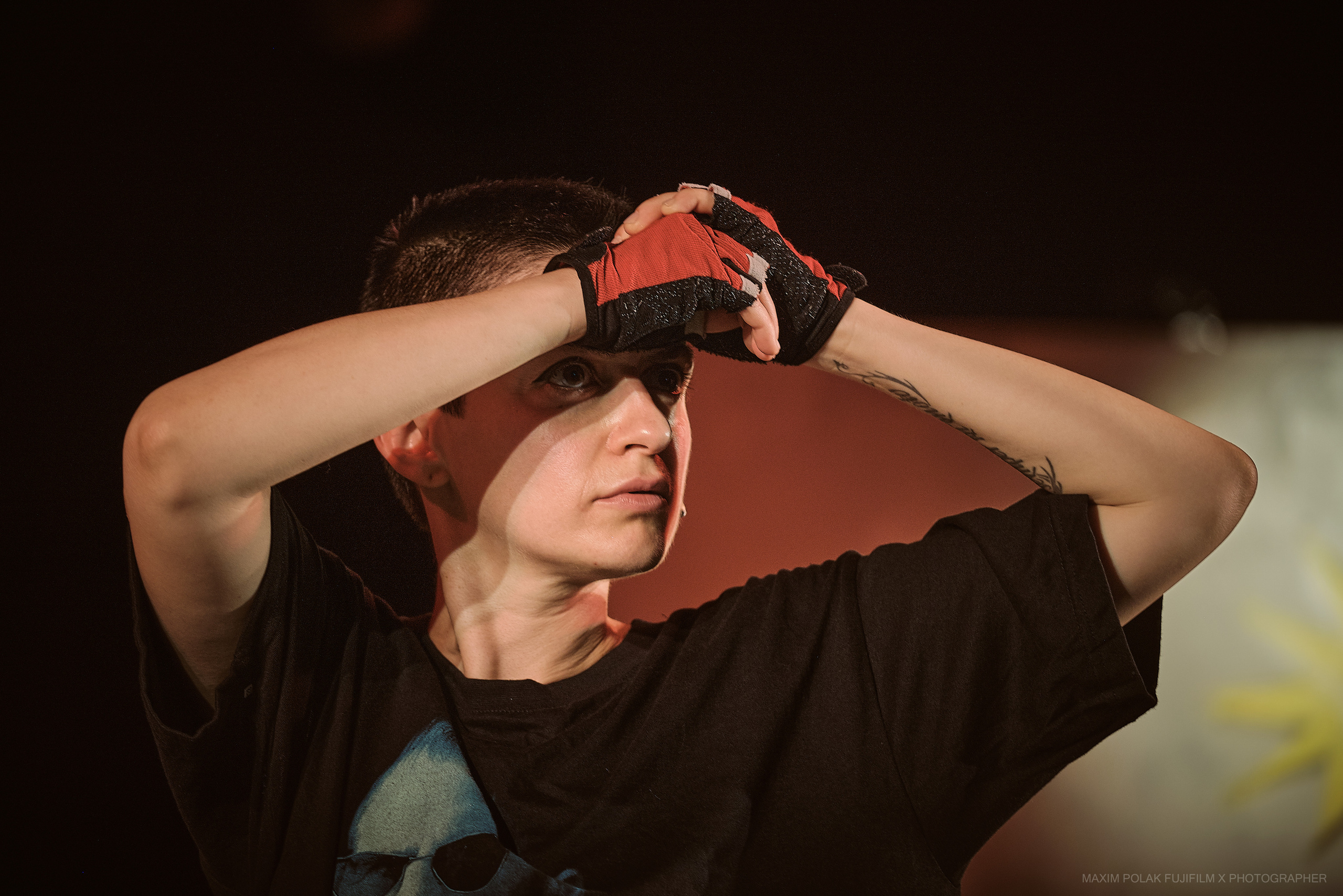 Theater inoi. Middle East Photo Agency סוכנות צילום המזרח התיכון — צילום מקצועי והדפסת מגנטים לאירועים