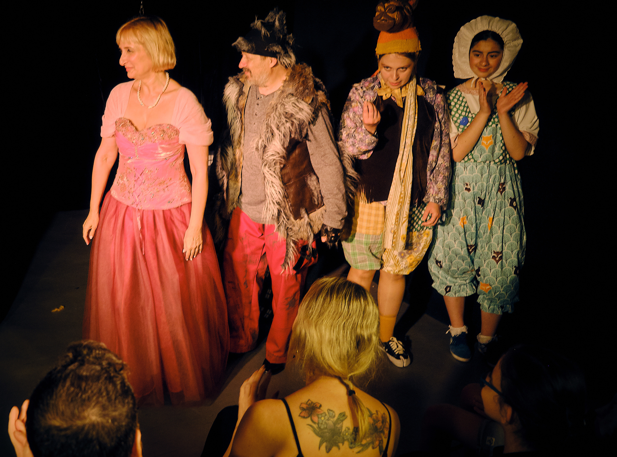 Theater Zero. Middle East Photo Agency — Weddings, Bar & Bat Mitzvahs, Brit Milah, Theater, Magnets, Portraits