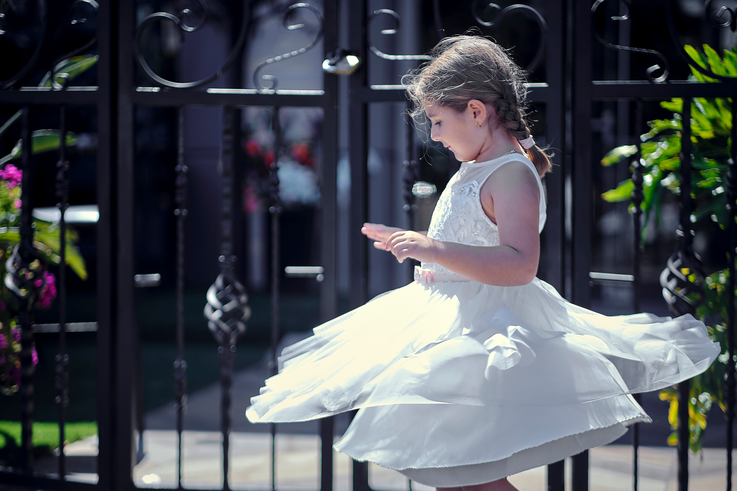 Birthday Party. Middle East Photo Agency — Weddings, Bar & Bat Mitzvahs, Brit Milah, Theater, Magnets, Portraits