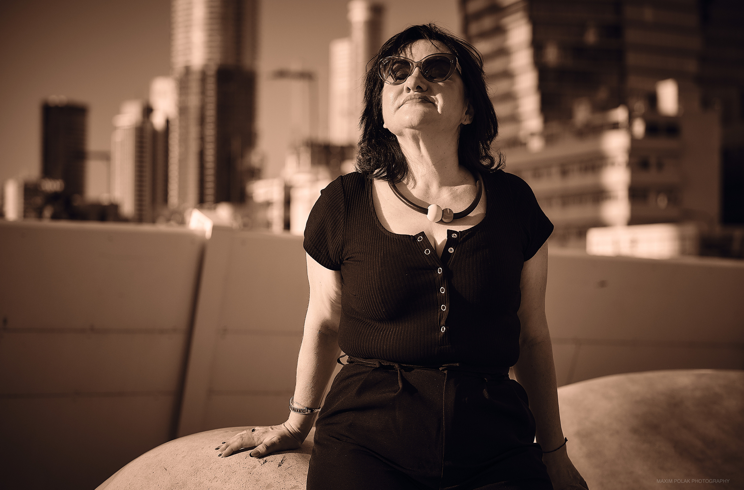 Oksana. Middle East Photo Agency סוכנות צילום המזרח התיכון — צילום מקצועי והדפסת מגנטים לאירועים