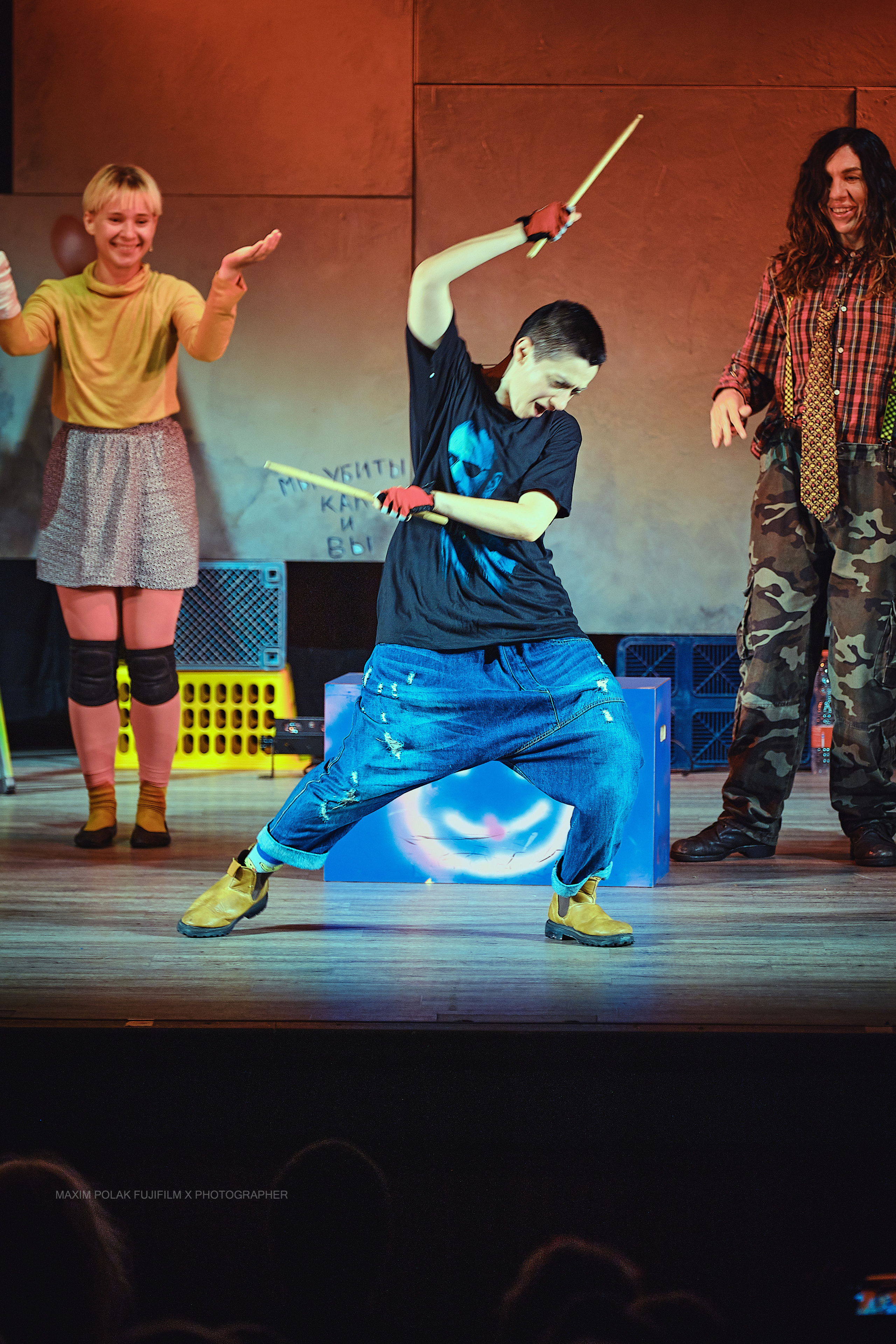 Theater inoi. Middle East Photo Agency סוכנות צילום המזרח התיכון — צילום מקצועי והדפסת מגנטים לאירועים