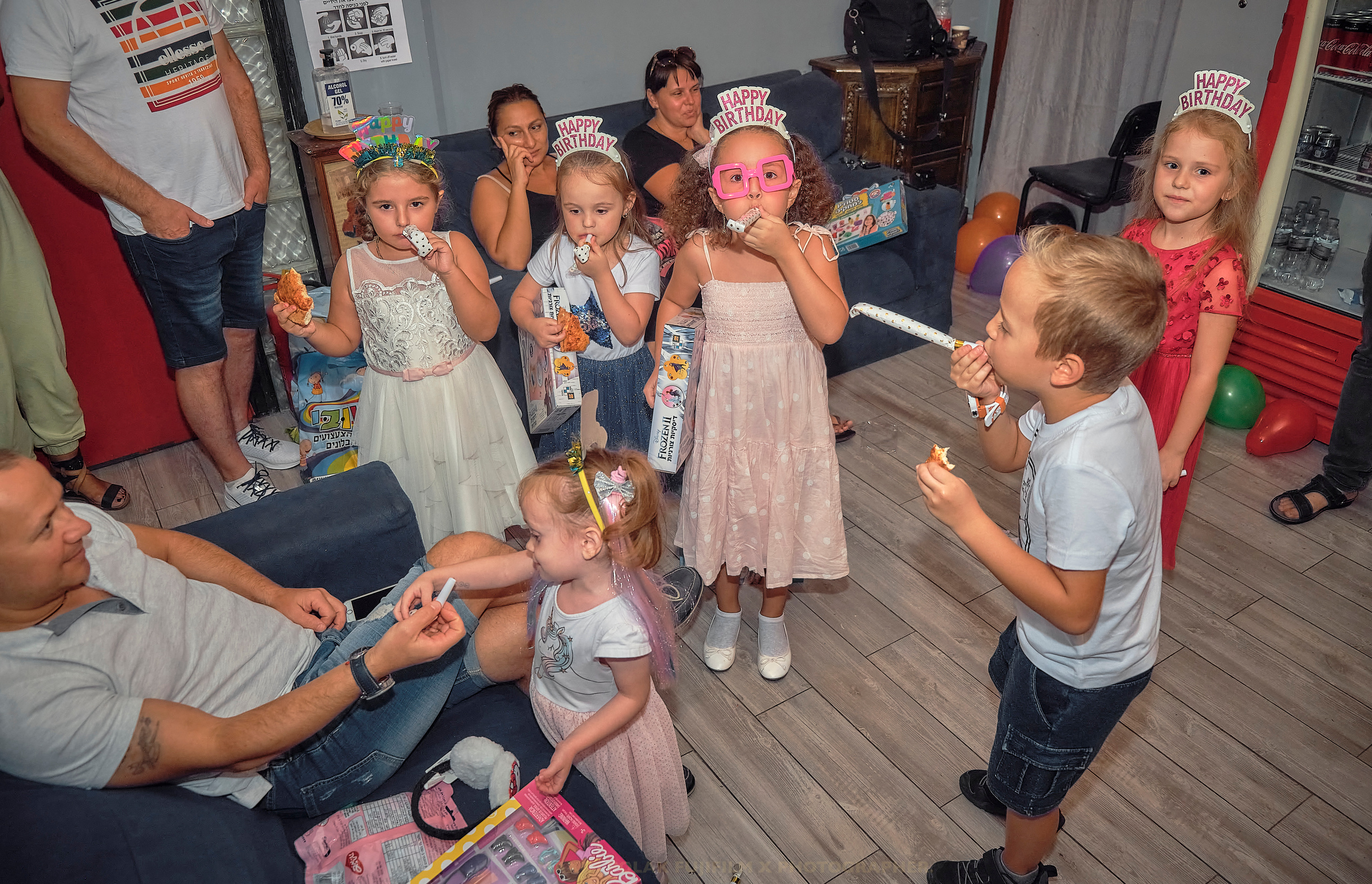 Birthday Party. Middle East Photo Agency — Weddings, Bar & Bat Mitzvahs, Brit Milah, Theater, Magnets, Portraits