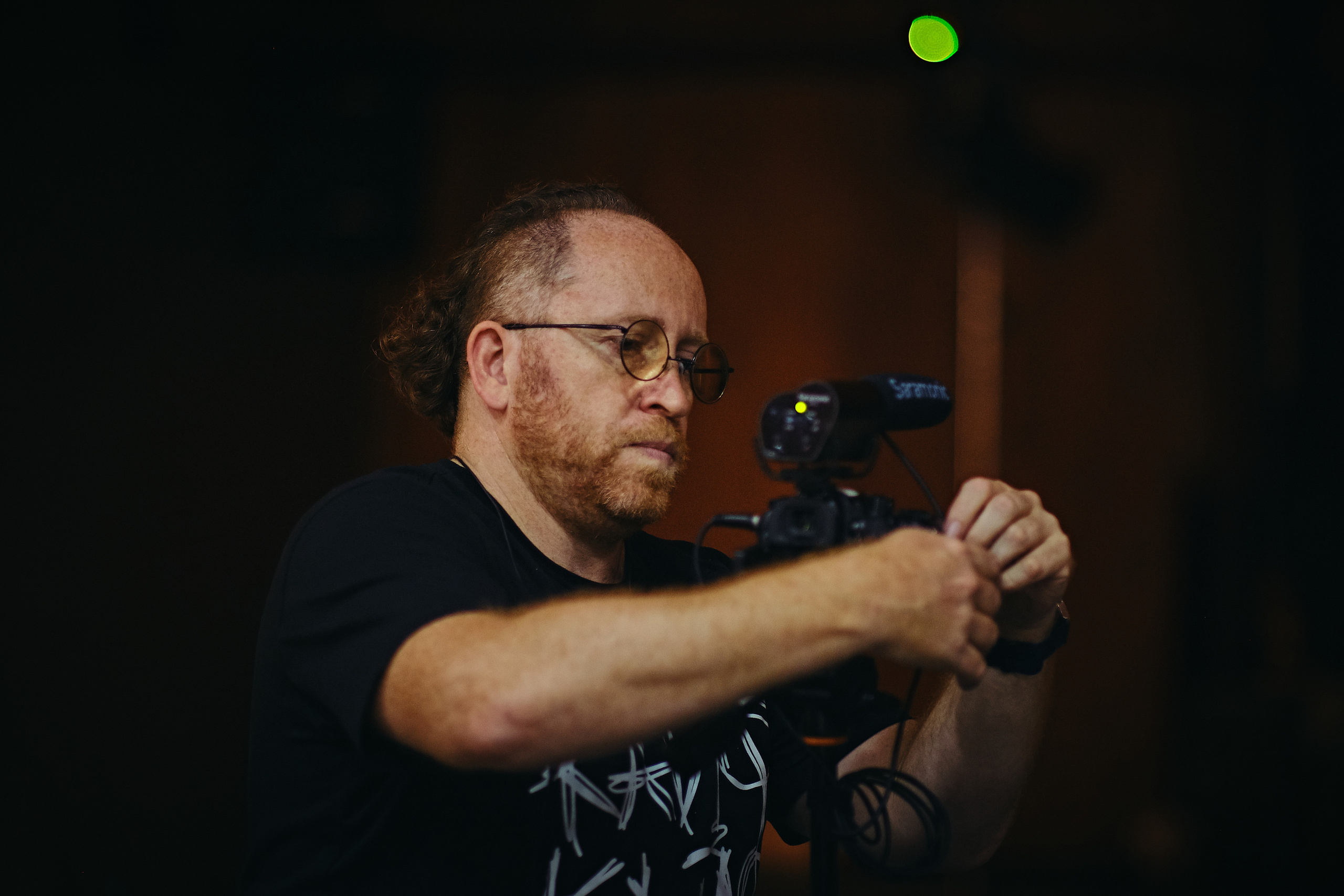 Theater inoi. Middle East Photo Agency סוכנות צילום המזרח התיכון — צילום מקצועי והדפסת מגנטים לאירועים