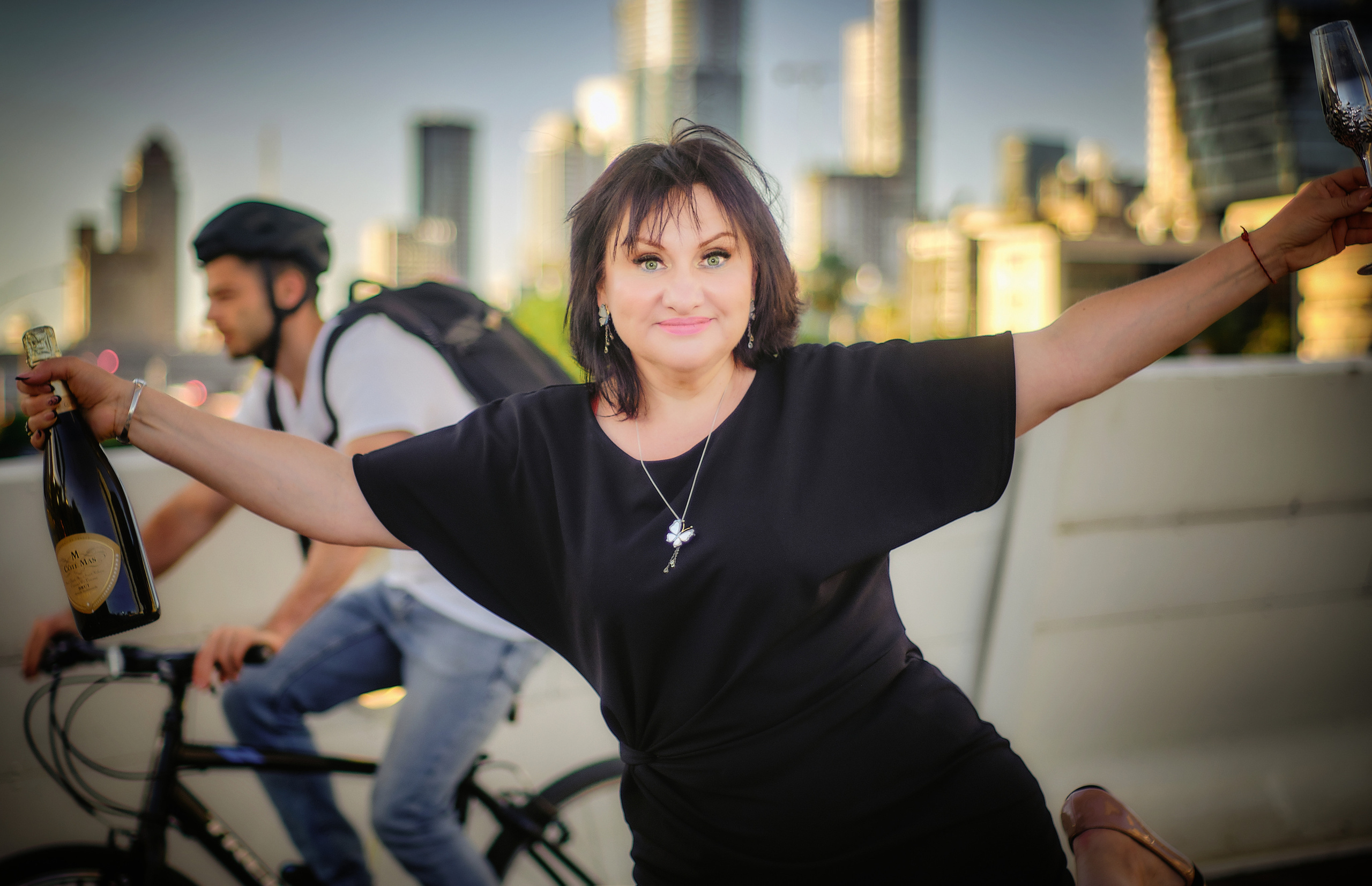 Oksana. Middle East Photo Agency סוכנות צילום המזרח התיכון — צילום מקצועי והדפסת מגנטים לאירועים