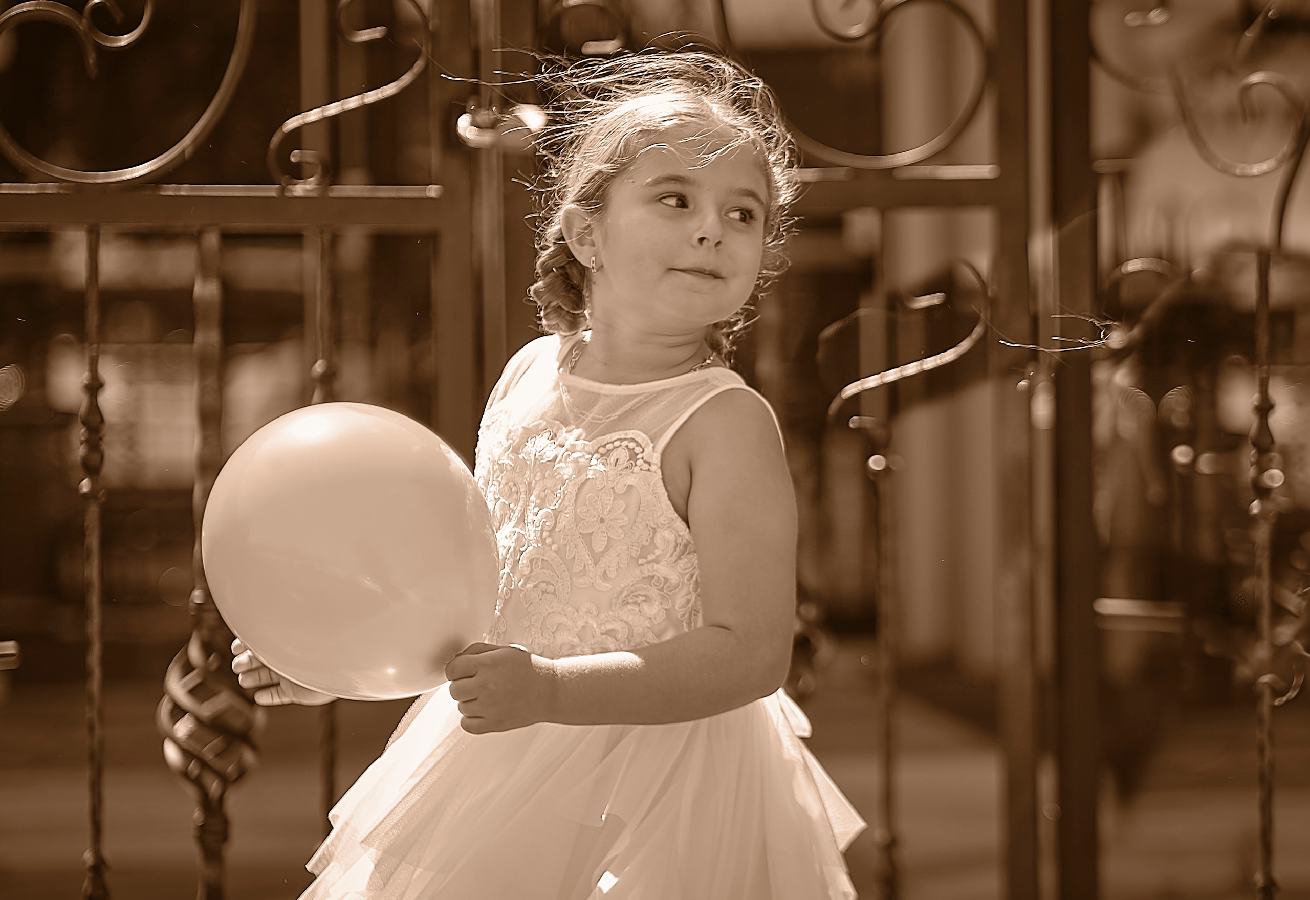 Birthday Party. Middle East Photo Agency — Weddings, Bar & Bat Mitzvahs, Brit Milah, Theater, Magnets, Portraits