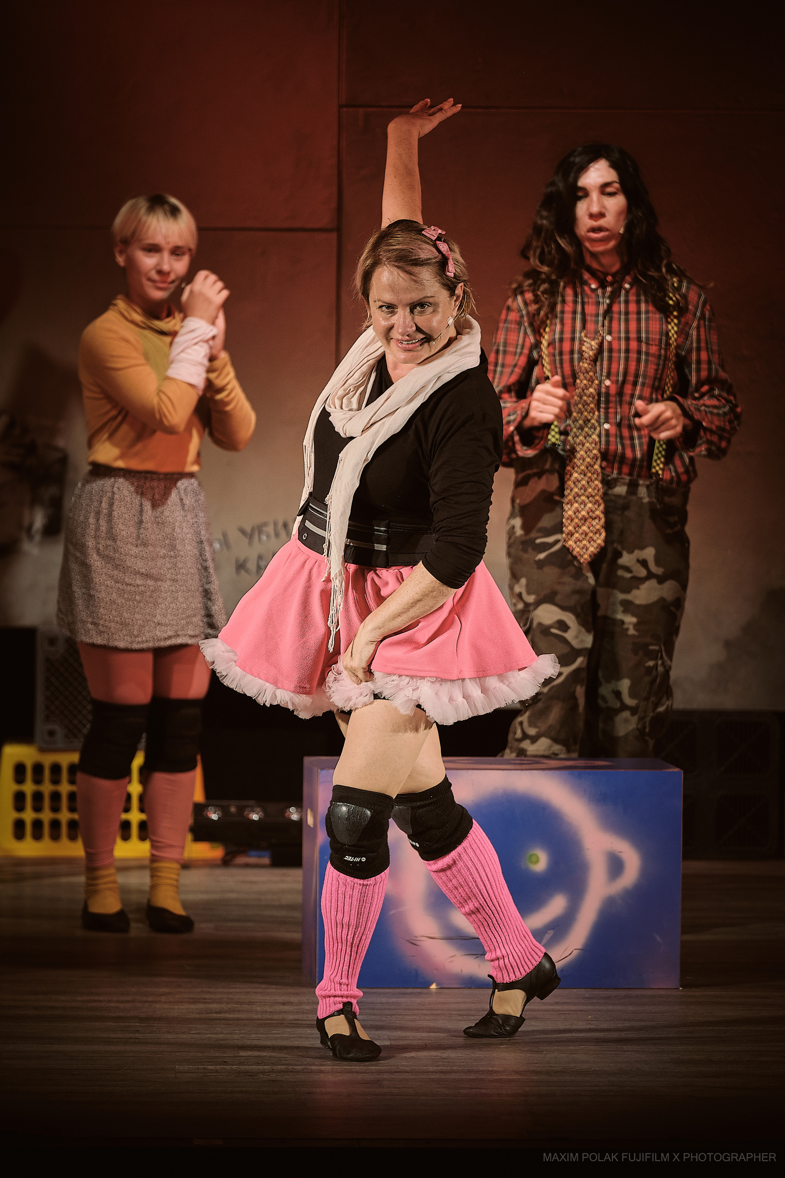 Theater inoi. Middle East Photo Agency סוכנות צילום המזרח התיכון — צילום מקצועי והדפסת מגנטים לאירועים