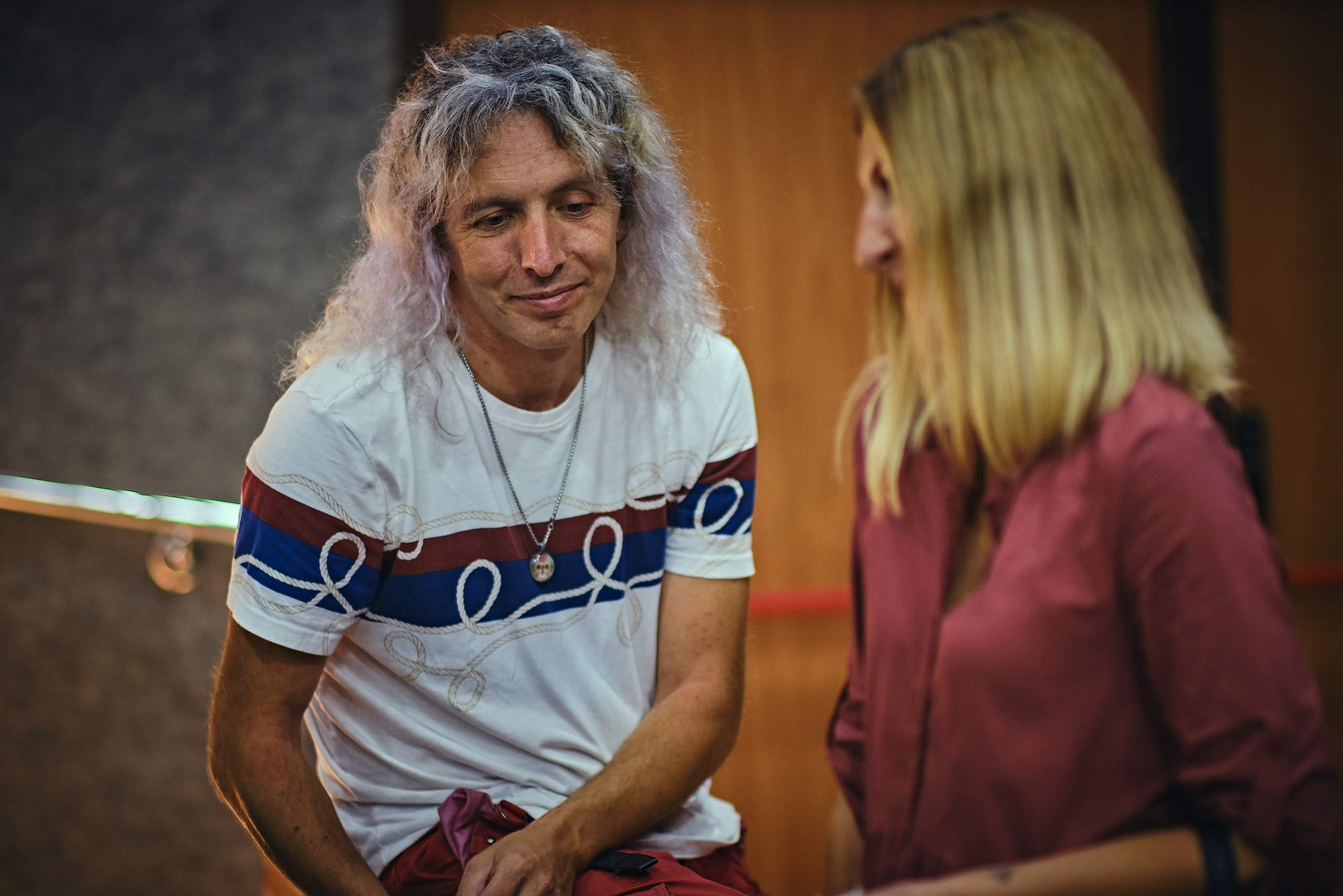 Theater inoi. Middle East Photo Agency סוכנות צילום המזרח התיכון — צילום מקצועי והדפסת מגנטים לאירועים