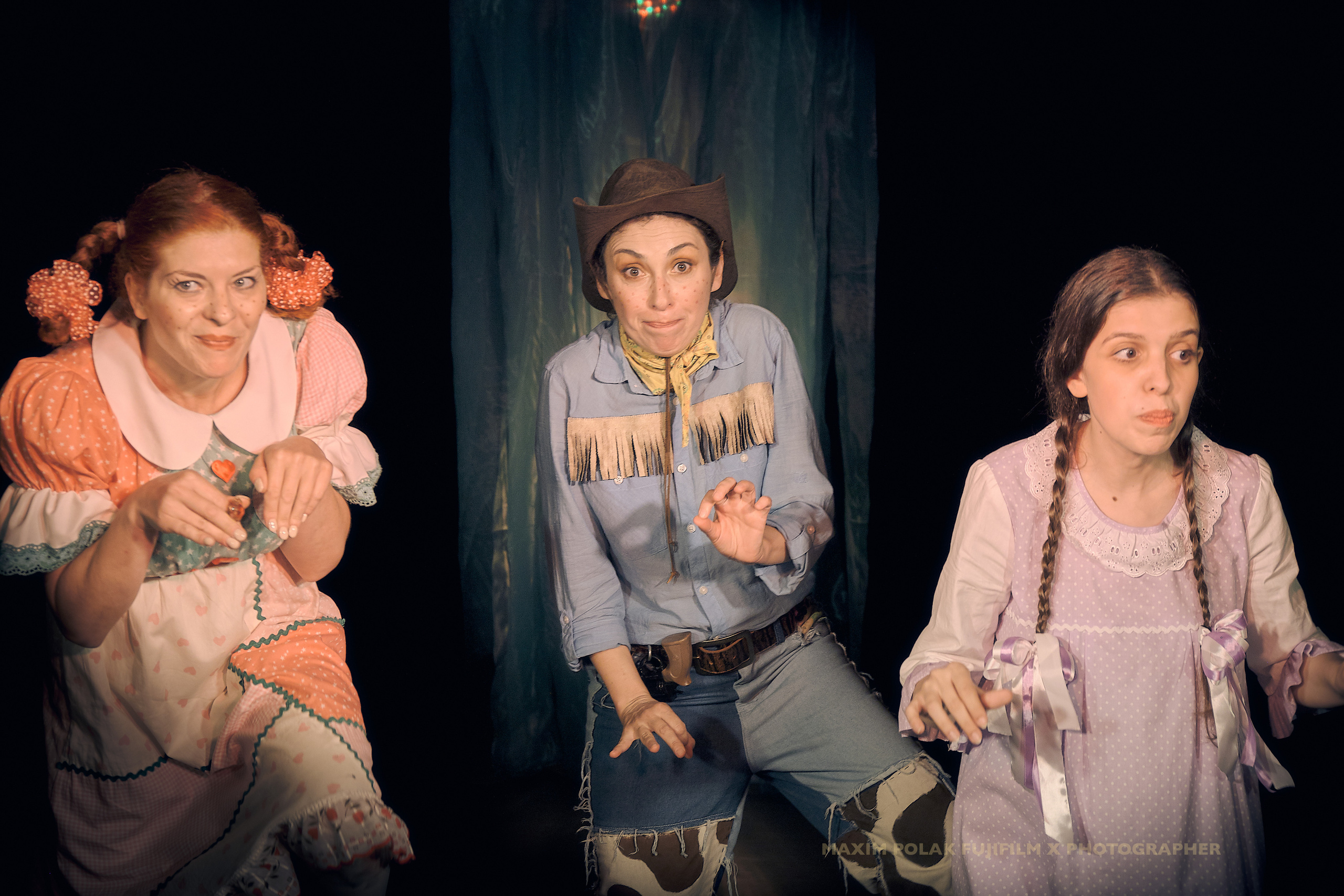 Theater Zero. Middle East Photo Agency — Weddings, Bar & Bat Mitzvahs, Brit Milah, Theater, Magnets, Portraits