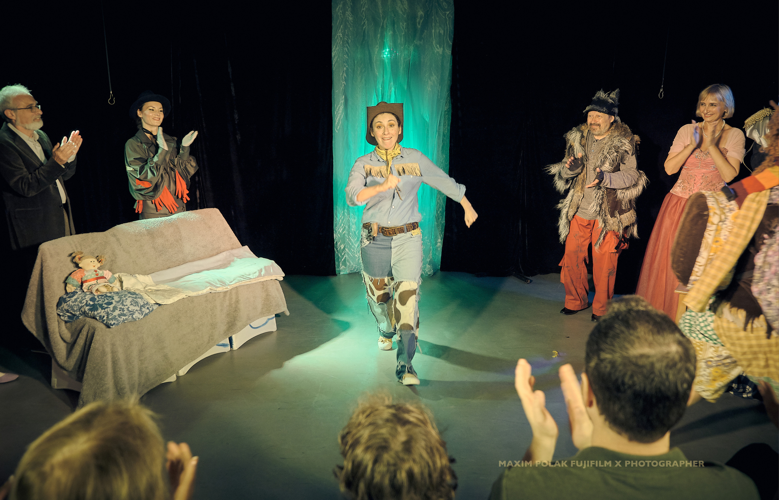 Theater Zero. Middle East Photo Agency — Weddings, Bar & Bat Mitzvahs, Brit Milah, Theater, Magnets, Portraits