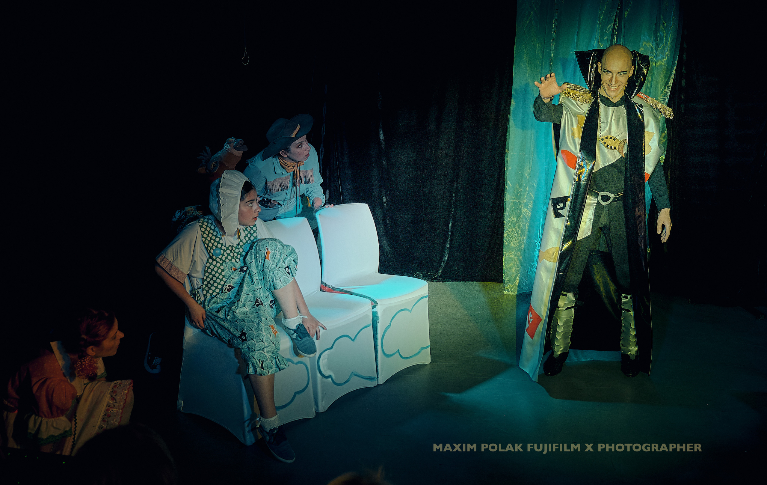 Theater Zero. Middle East Photo Agency — Weddings, Bar & Bat Mitzvahs, Brit Milah, Theater, Magnets, Portraits