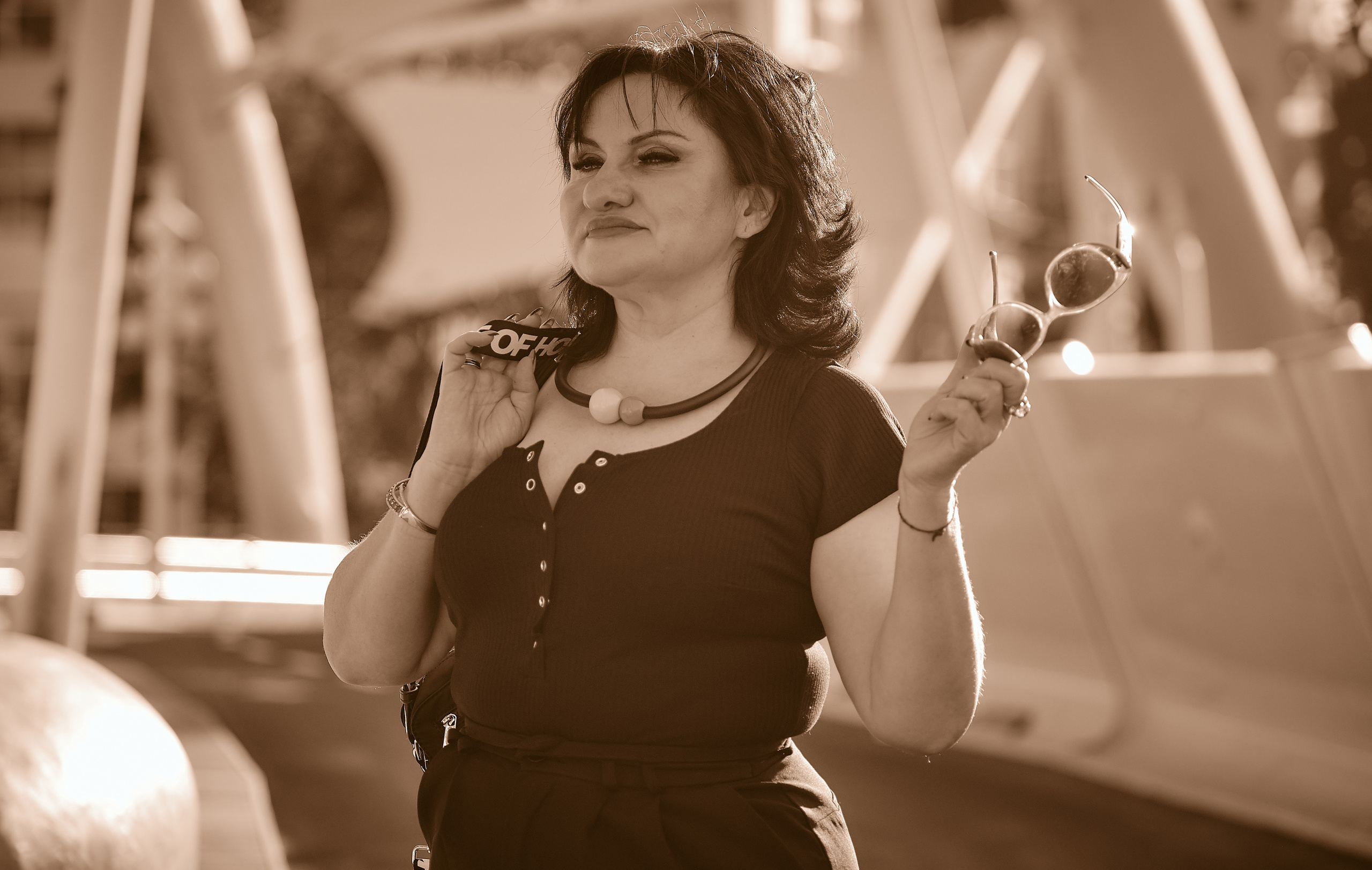 Oksana. Middle East Photo Agency סוכנות צילום המזרח התיכון — צילום מקצועי והדפסת מגנטים לאירועים