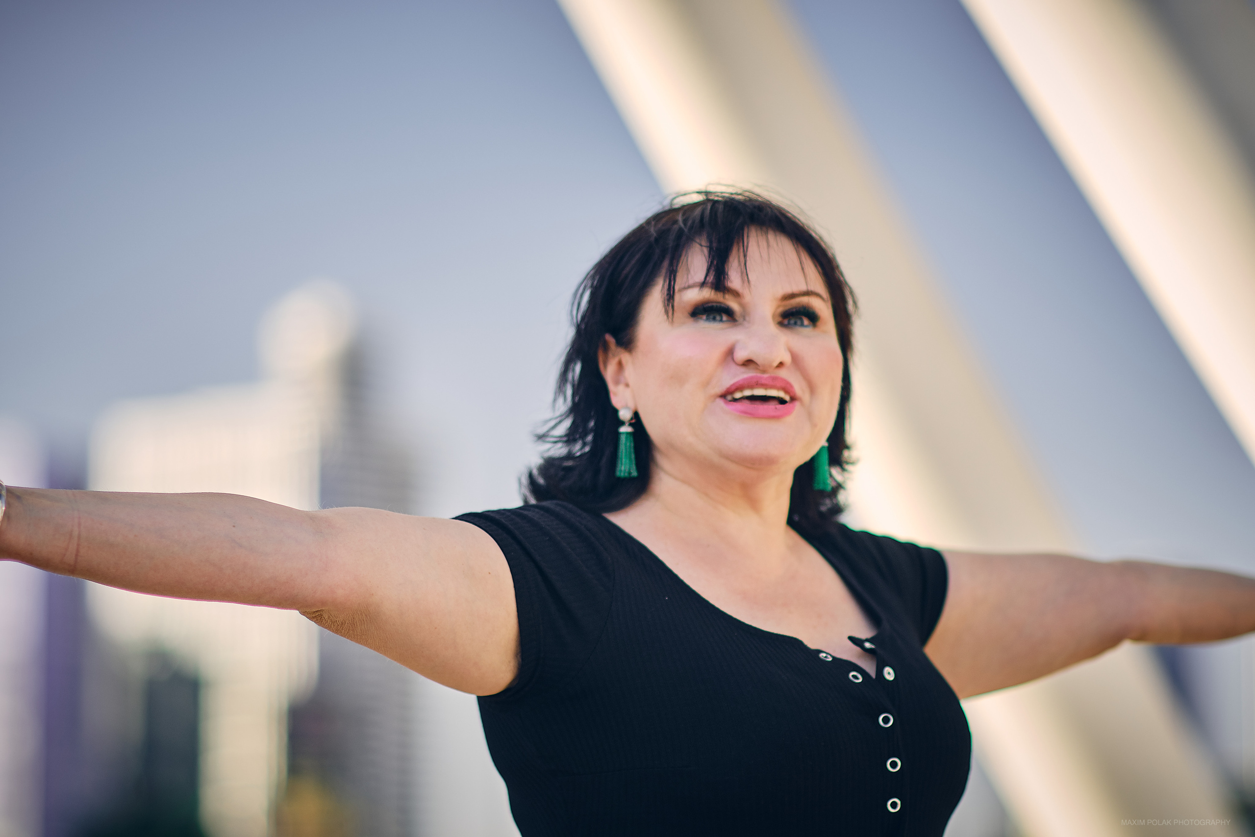 Oksana. Middle East Photo Agency סוכנות צילום המזרח התיכון — צילום מקצועי והדפסת מגנטים לאירועים