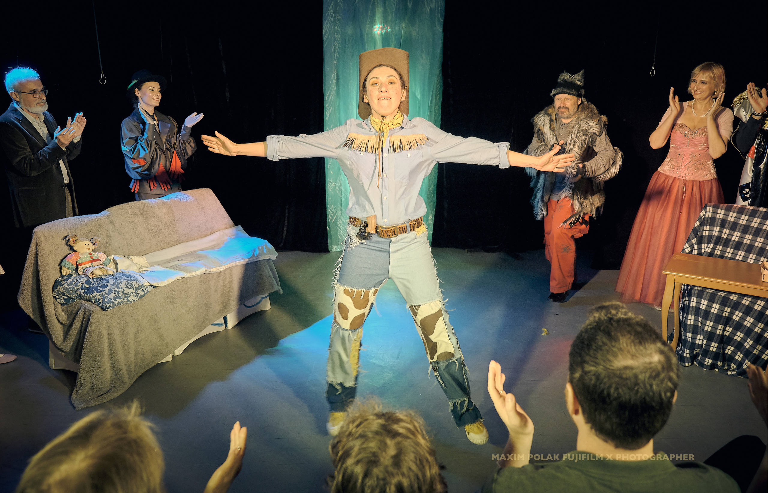 Theater Zero. Middle East Photo Agency — Weddings, Bar & Bat Mitzvahs, Brit Milah, Theater, Magnets, Portraits