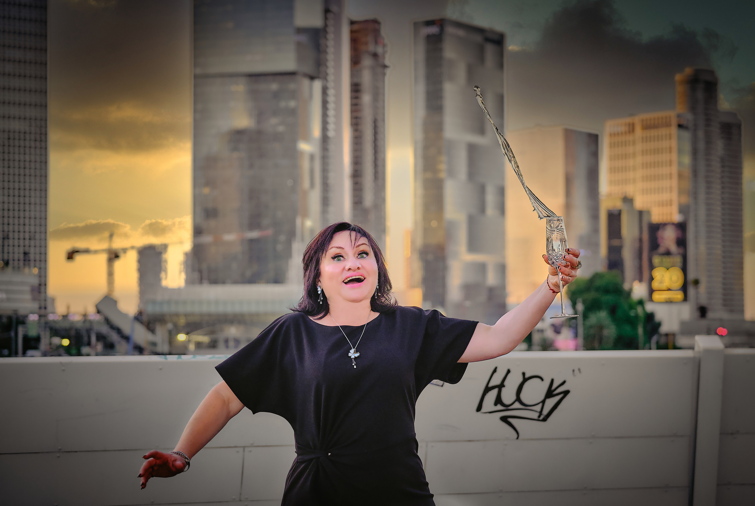 Oksana. Middle East Photo Agency סוכנות צילום המזרח התיכון — צילום מקצועי והדפסת מגנטים לאירועים