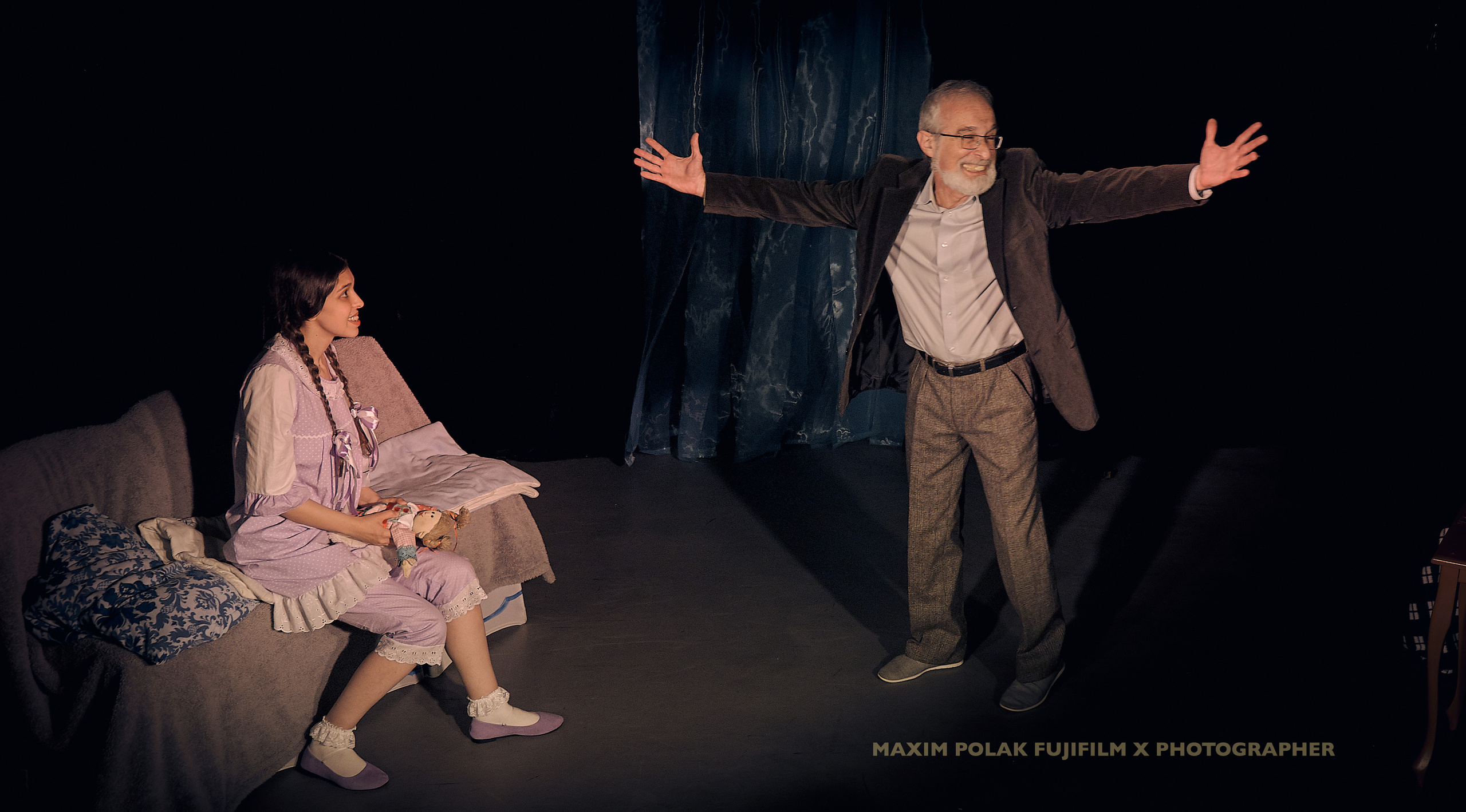 Theater Zero. Middle East Photo Agency — Weddings, Bar & Bat Mitzvahs, Brit Milah, Theater, Magnets, Portraits