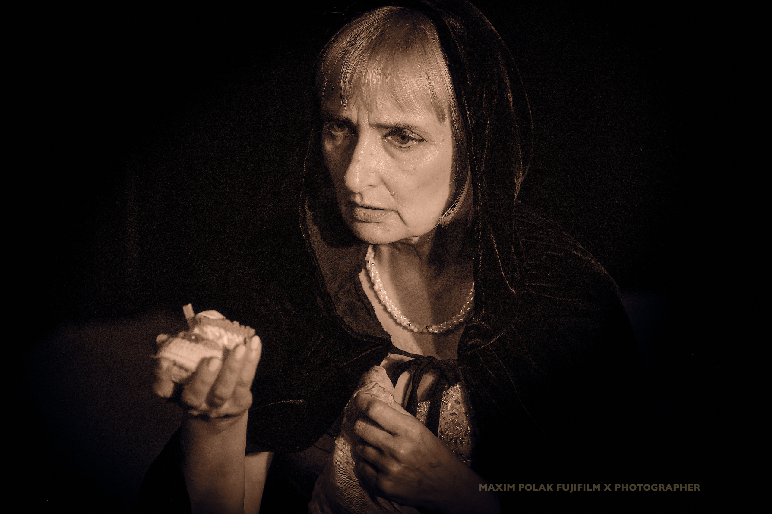 Theater Zero. Middle East Photo Agency — Weddings, Bar & Bat Mitzvahs, Brit Milah, Theater, Magnets, Portraits