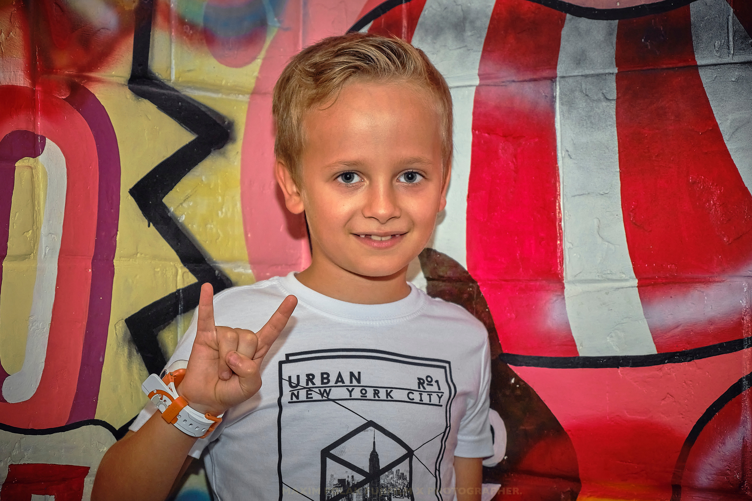 Birthday Party. Middle East Photo Agency — Weddings, Bar & Bat Mitzvahs, Brit Milah, Theater, Magnets, Portraits