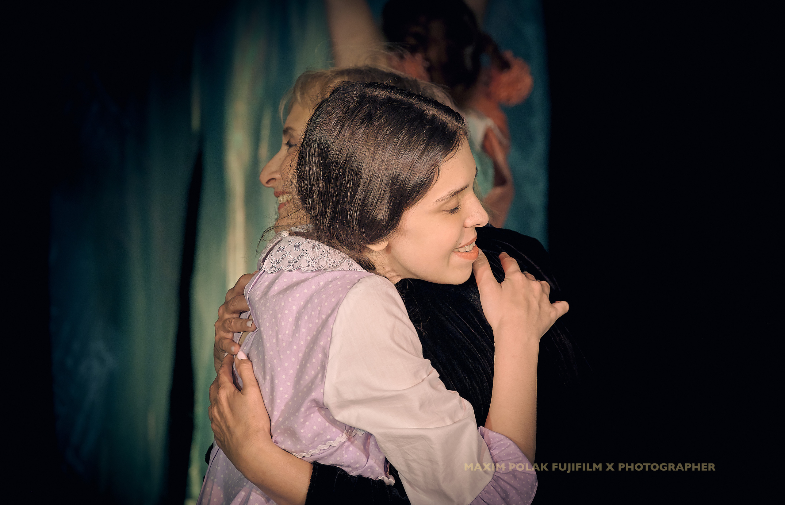 Theater Zero. Middle East Photo Agency — Weddings, Bar & Bat Mitzvahs, Brit Milah, Theater, Magnets, Portraits