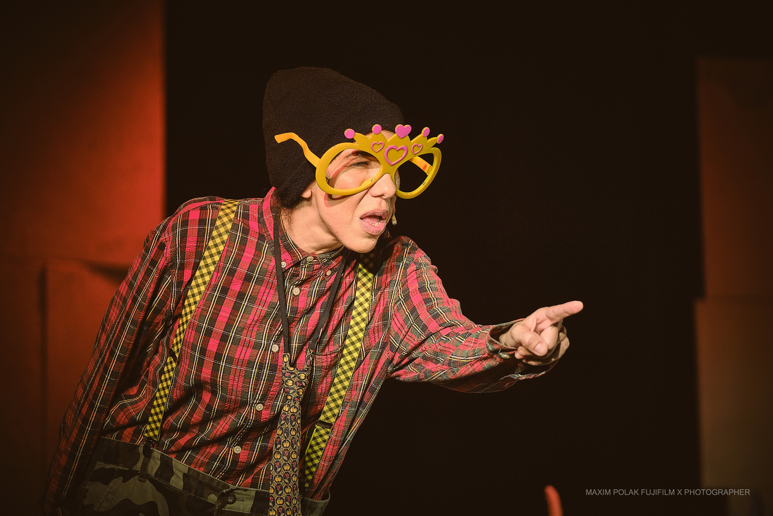 Theater inoi. Middle East Photo Agency סוכנות צילום המזרח התיכון — צילום מקצועי והדפסת מגנטים לאירועים