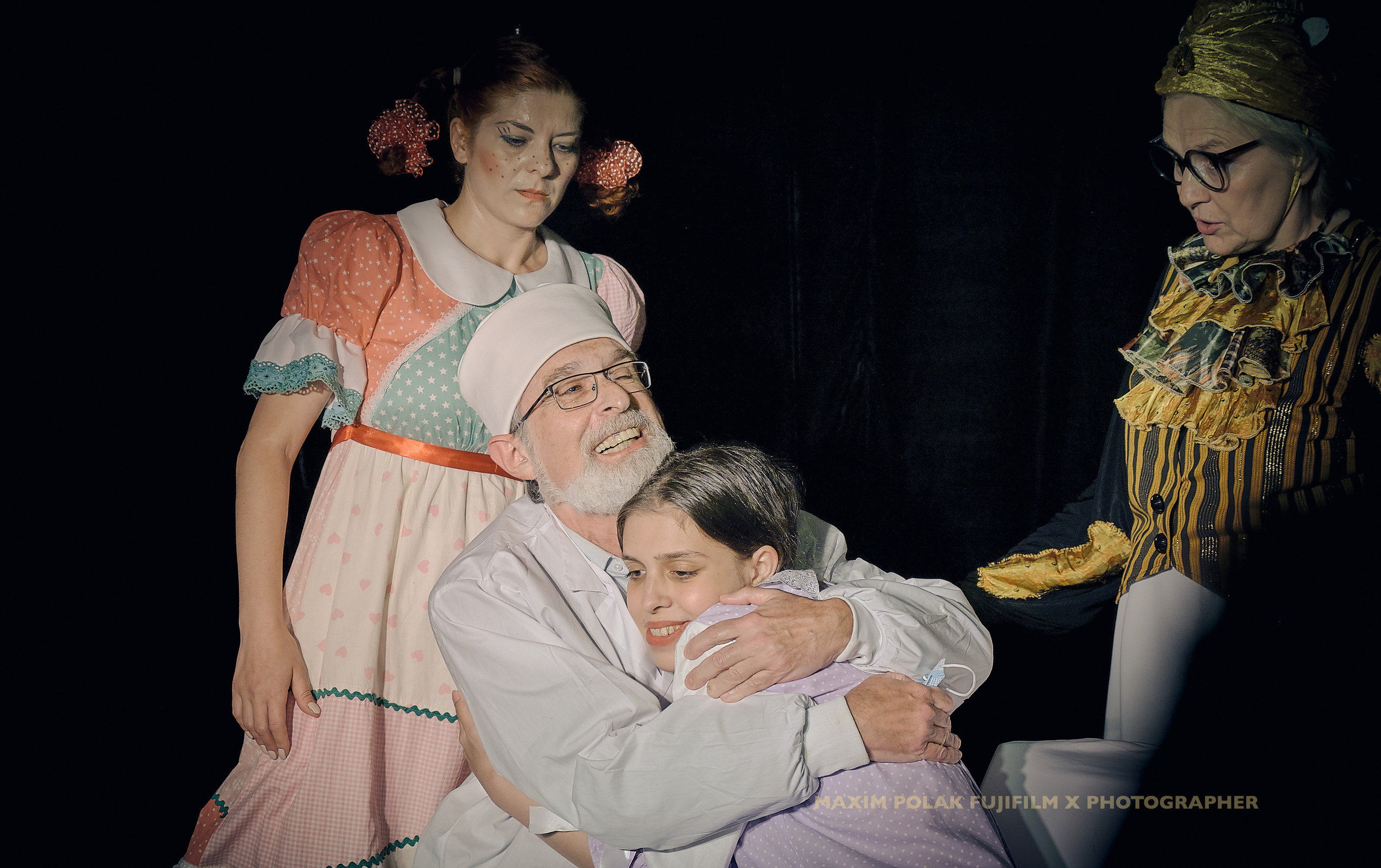 Theater Zero. Middle East Photo Agency — Weddings, Bar & Bat Mitzvahs, Brit Milah, Theater, Magnets, Portraits