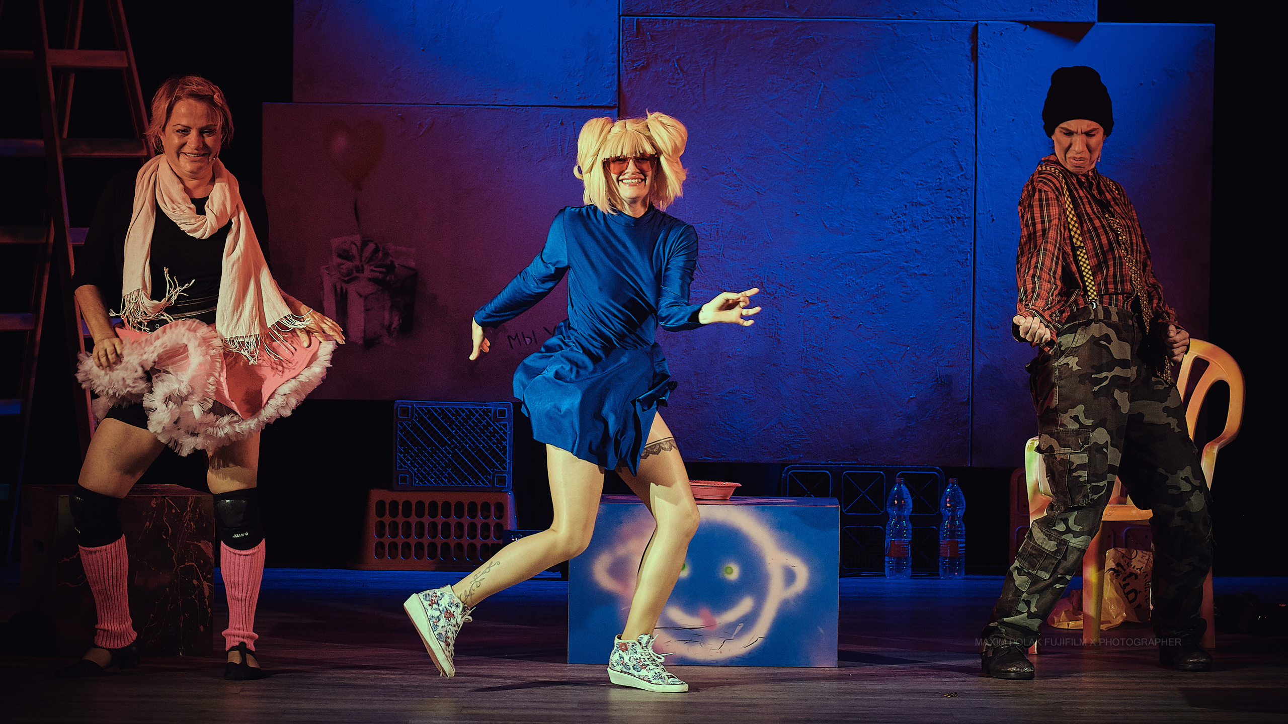 Theater inoi. Middle East Photo Agency סוכנות צילום המזרח התיכון — צילום מקצועי והדפסת מגנטים לאירועים