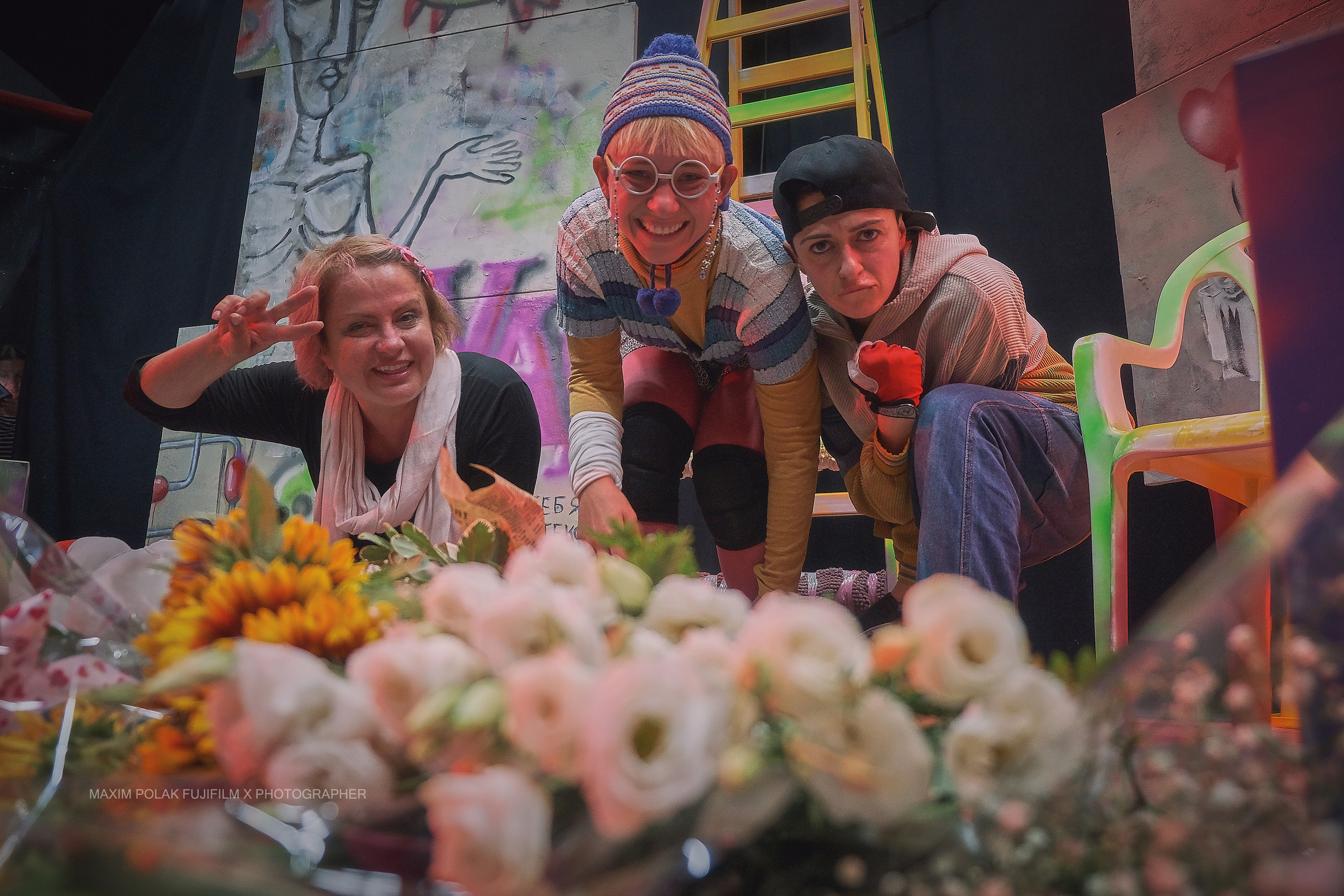 Theater inoi. Middle East Photo Agency סוכנות צילום המזרח התיכון — צילום מקצועי והדפסת מגנטים לאירועים