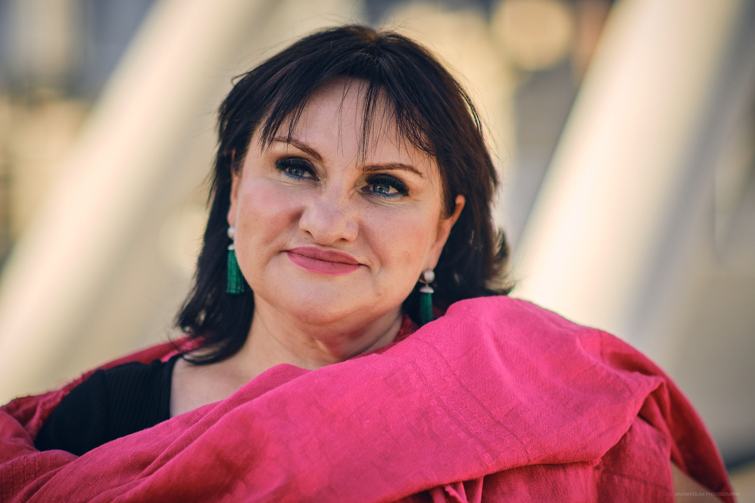 Oksana. Middle East Photo Agency סוכנות צילום המזרח התיכון — צילום מקצועי והדפסת מגנטים לאירועים