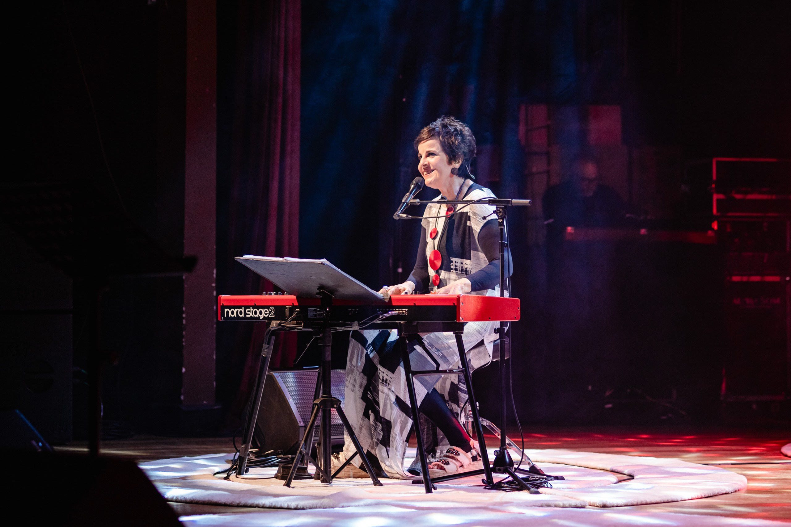 Show da cantora Leila Pinheira no Teatro Municipal de Itajaí