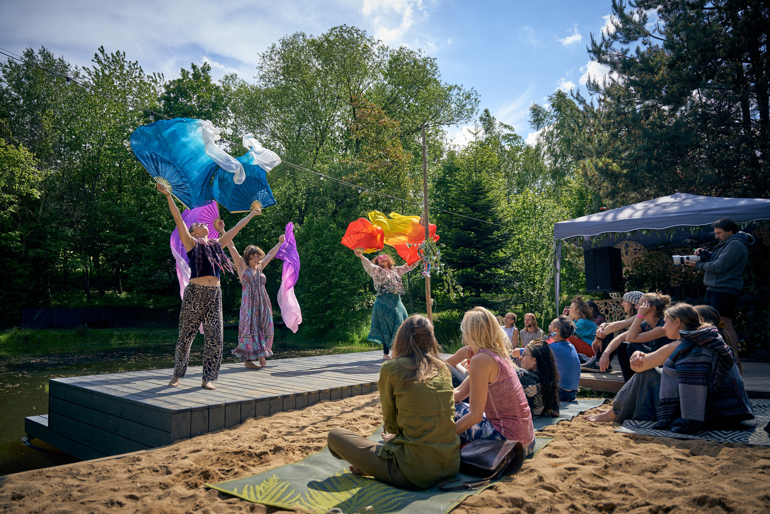 „Wachlarze na Plaży” - warsztat Nadii Szypiłow na Mikrofestiwalu „2uRodziny Turkusowej Wyspy”. Andriej Szypilow — Photography & Videography