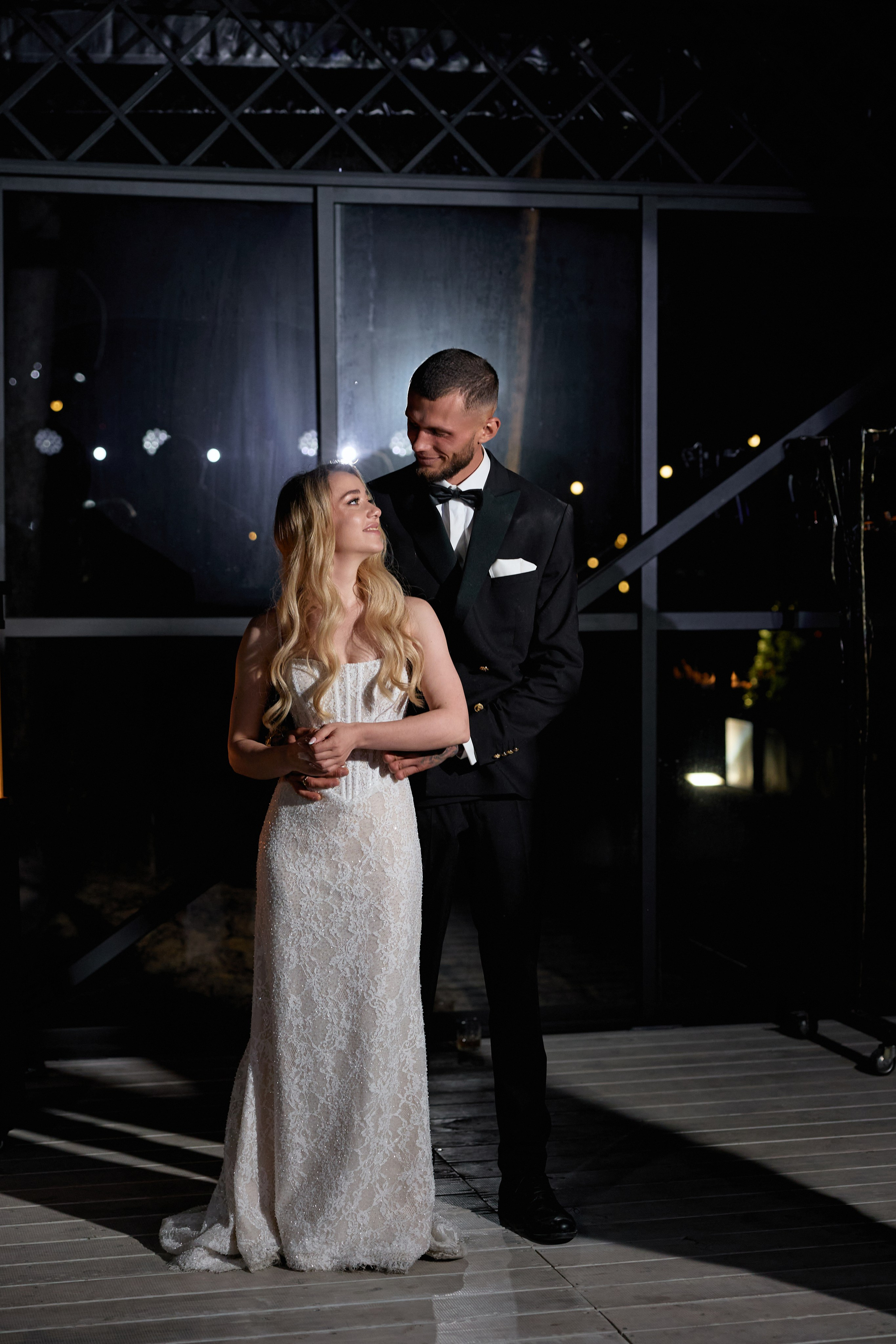 Natalia & Roman. Dworek przy lesie. Fotograf ślubny i rodzinny w Krakowie Yana Klymova