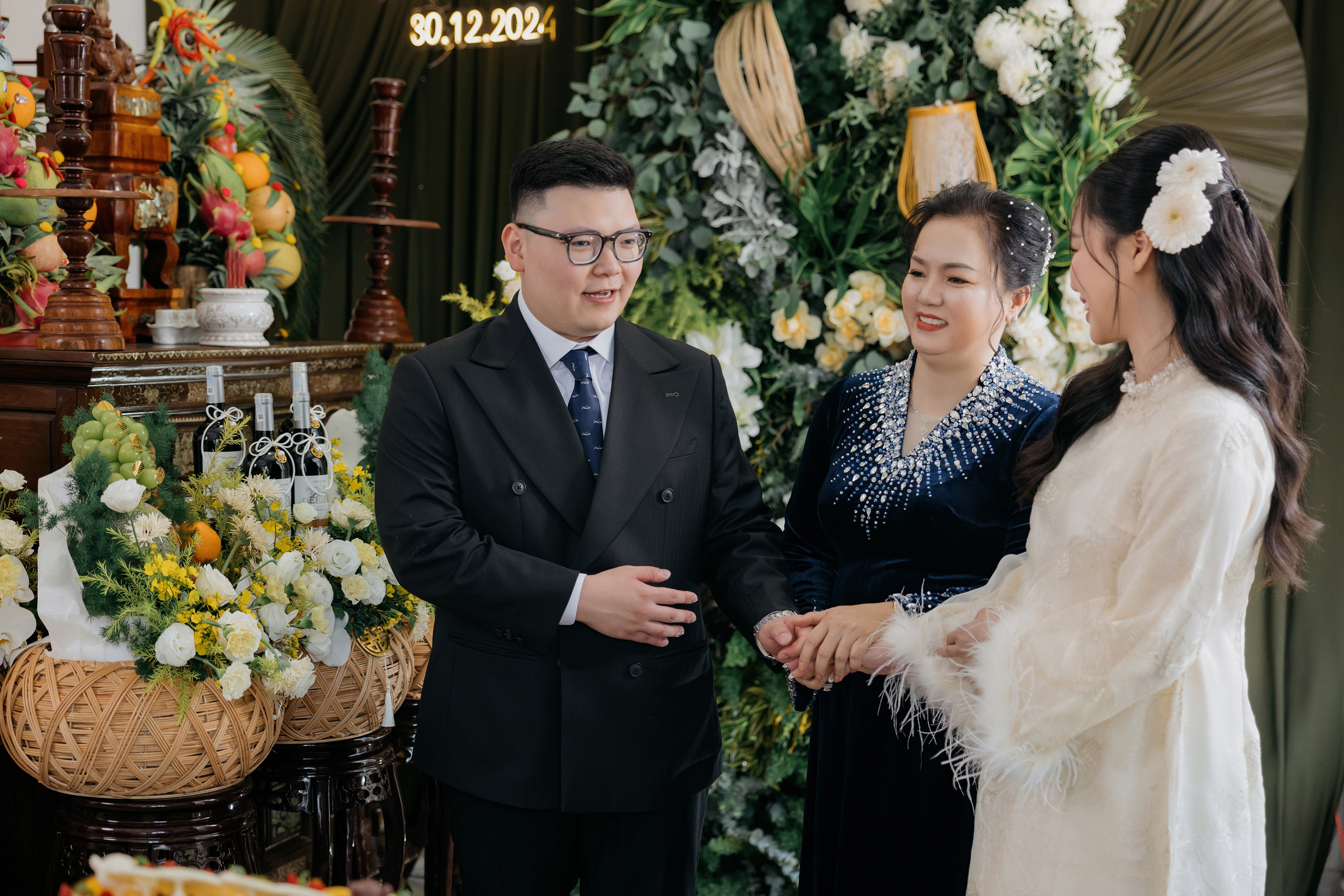 THẢO & VINH / Engagement 30.12.2024. Nhiếp ảnh gia đám cưới hàng đầu tại Thành Phố Hồ Chí Minh