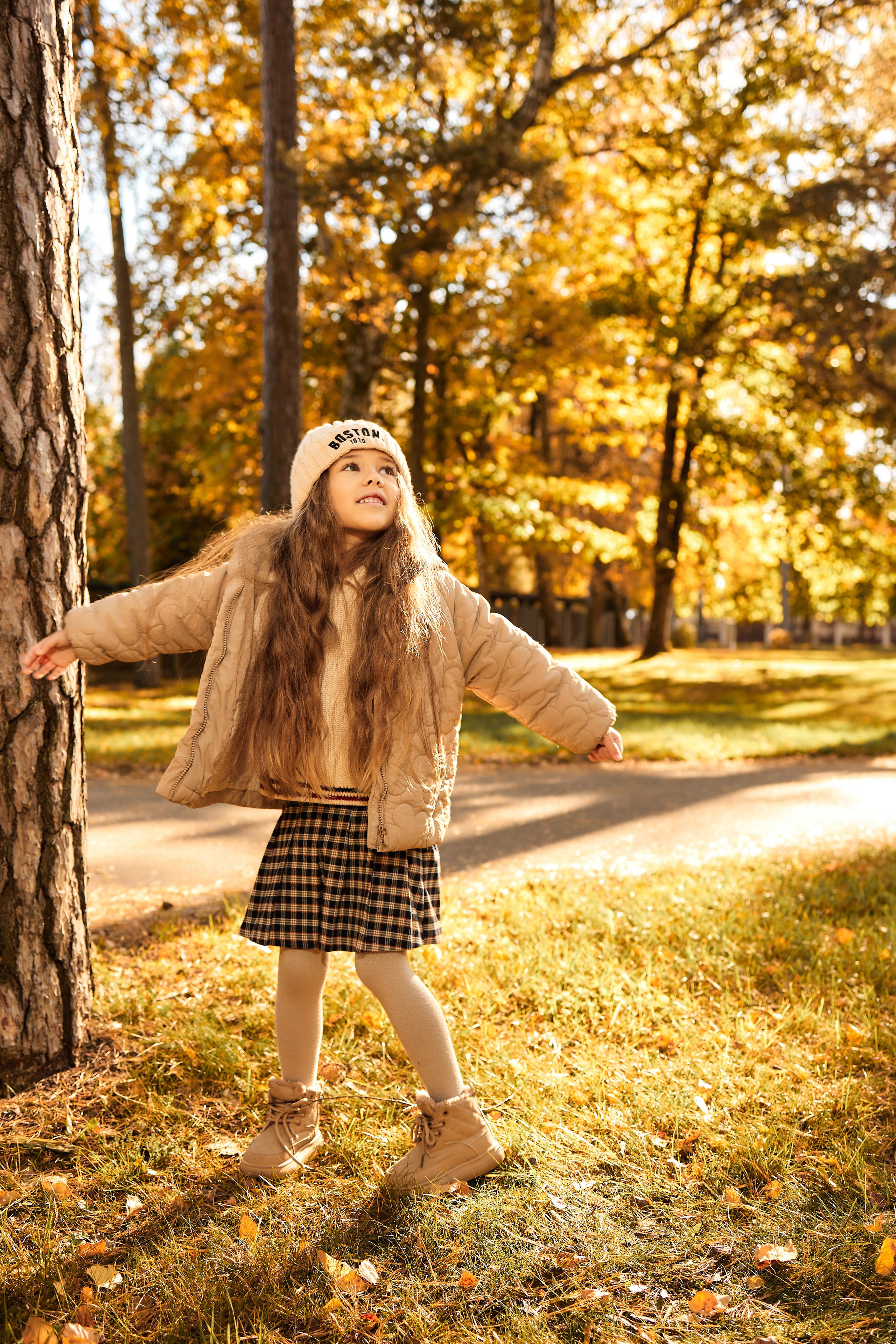 Family photo shoot for a millionaire blogger. Destination wedding and fashion photographer in Riga Igor Davidovich