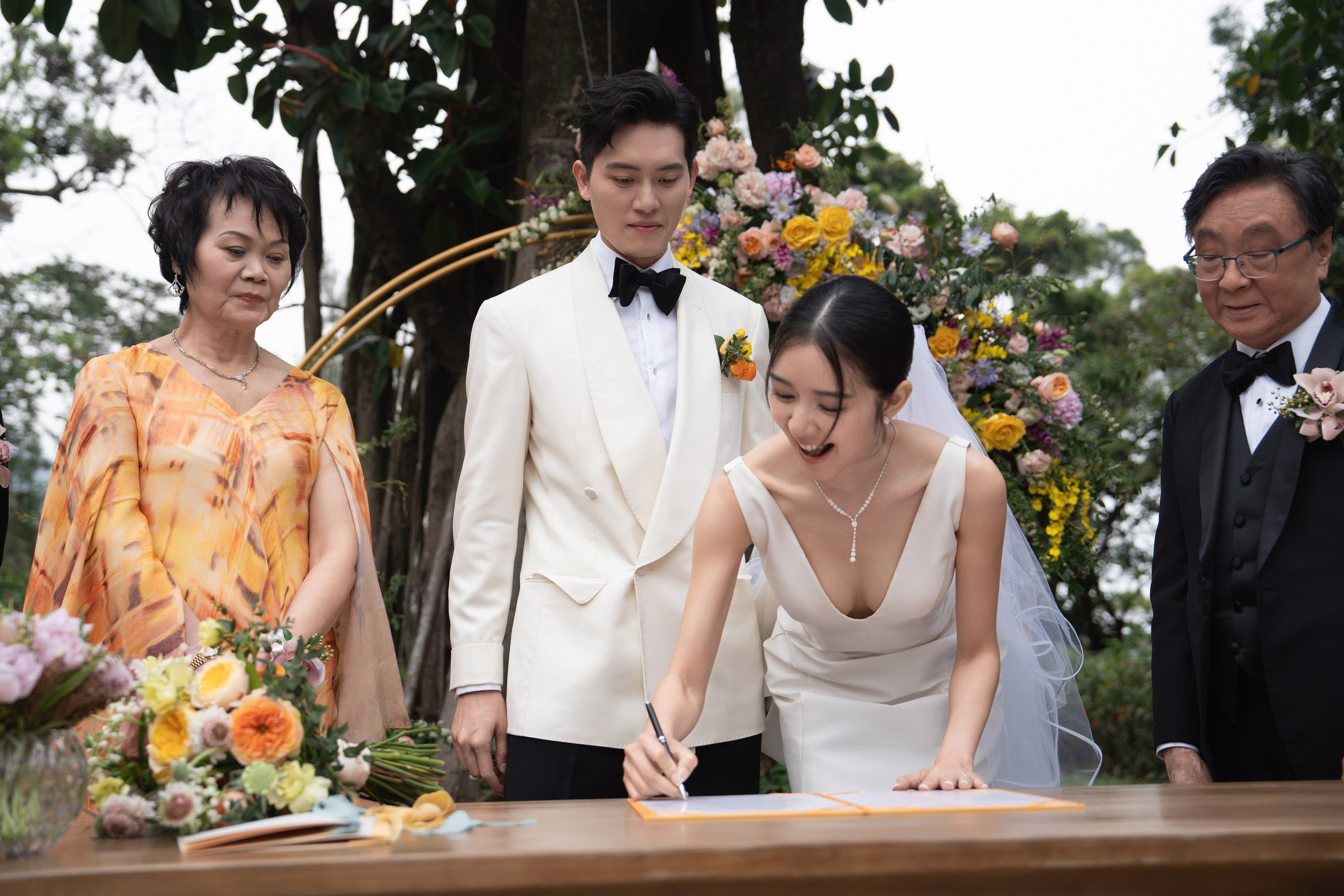 LOUISA & KEITH DAY 1. PHOTOGRAPHER IN HONG KONG (WEDDING, FASHION, FAMILY, EVENTS)