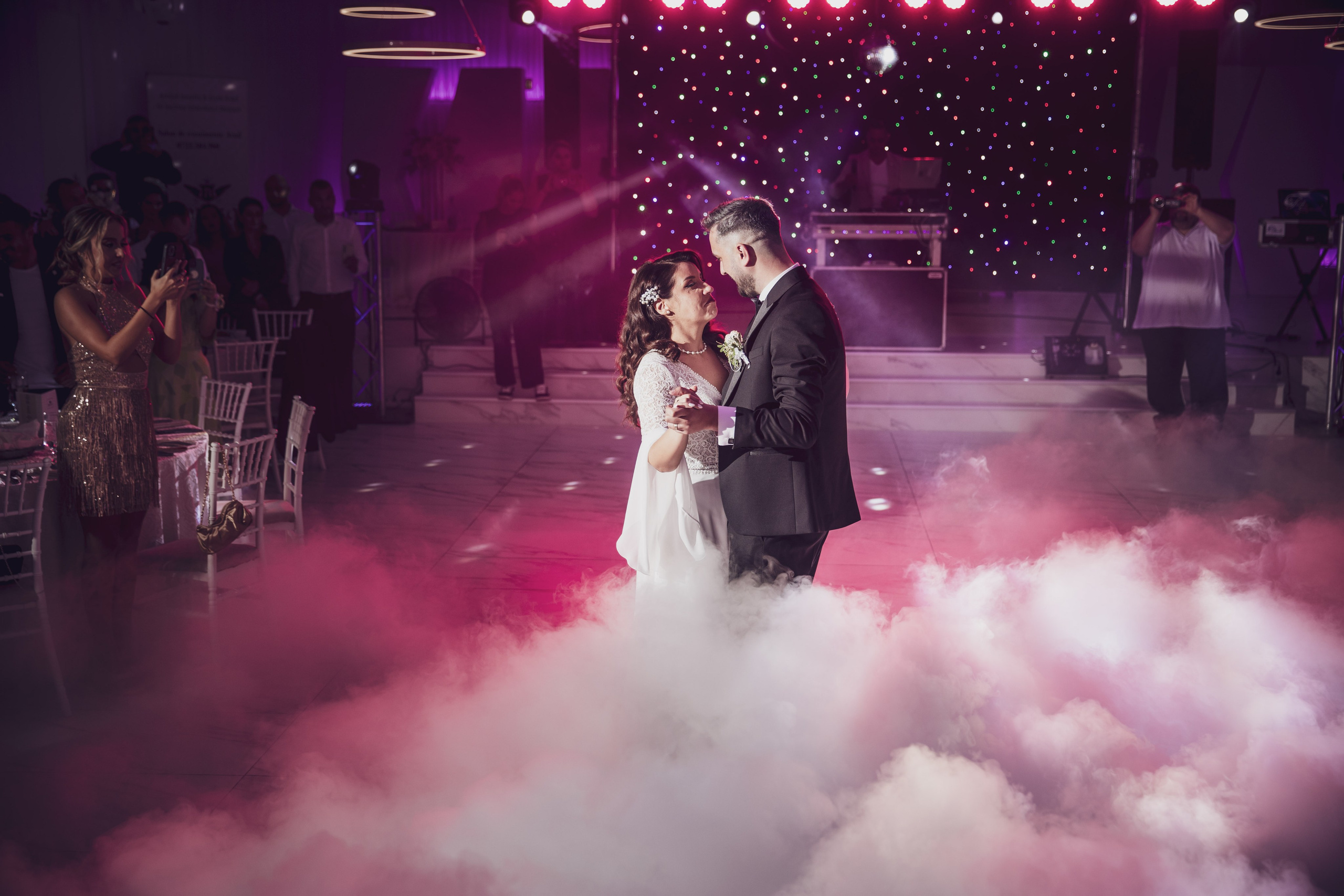 Bogdan & Oana. Acasă