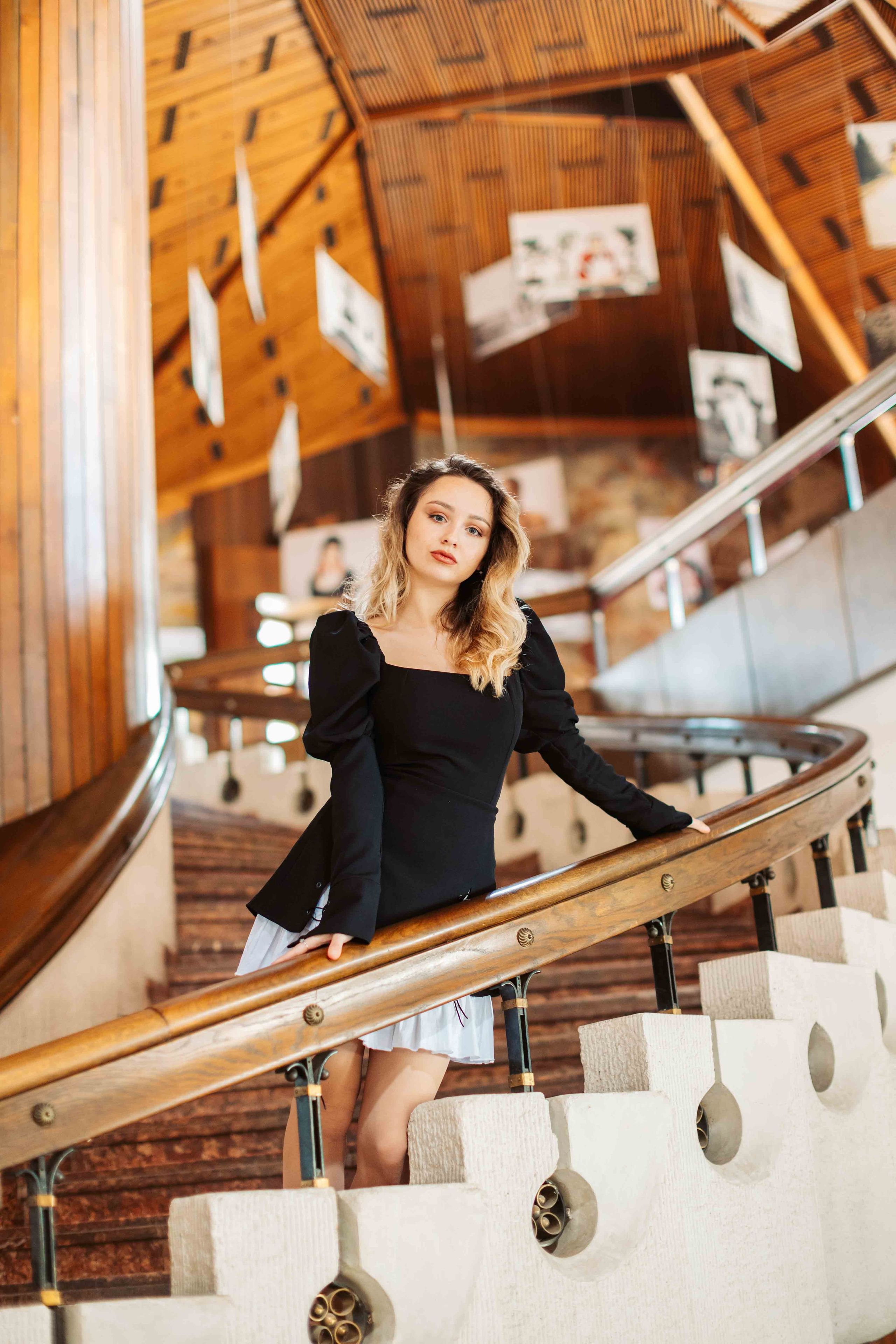 12C — Unirea. Contrast Studio