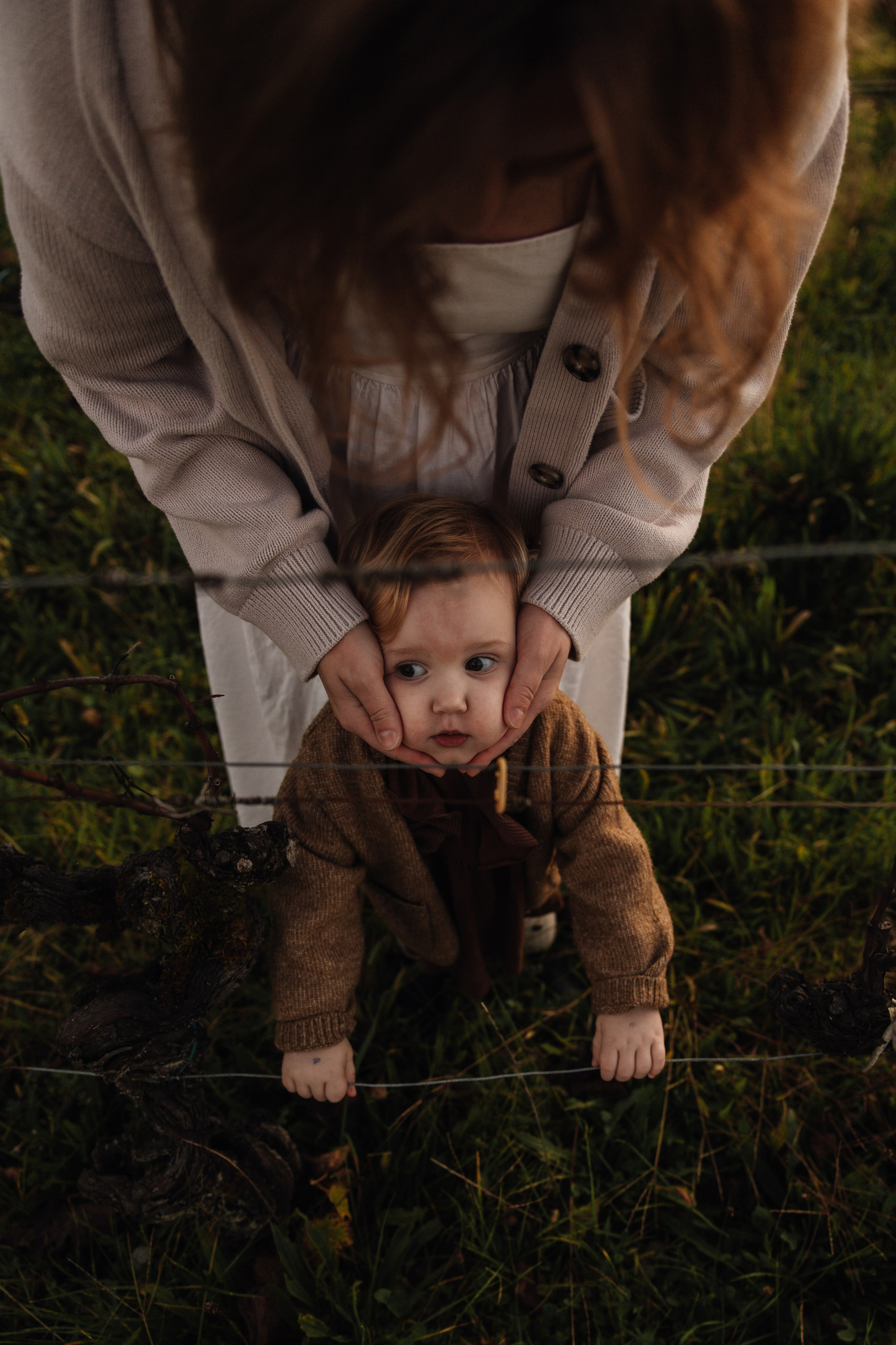 Shooting with children. Weeding Photographer in Bordeaux, Florin Tugui