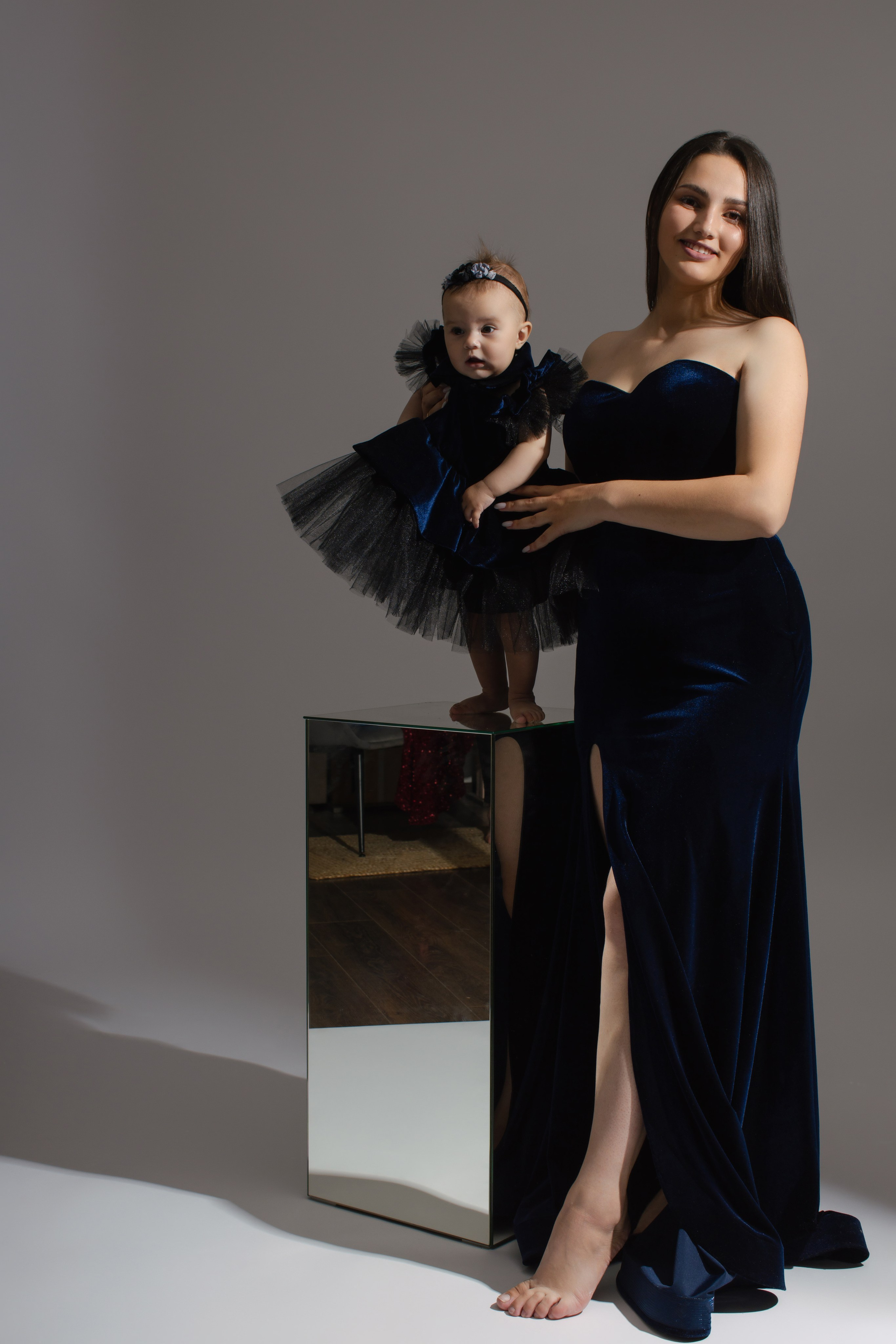 Seturi mamă-fiică. Fotograf Moldova | Fotograf Chișinău | Fotograf de familie Chișinău |Fotograf Botez | Fotograf Însărcinate Moldova | Fotograf Neworn