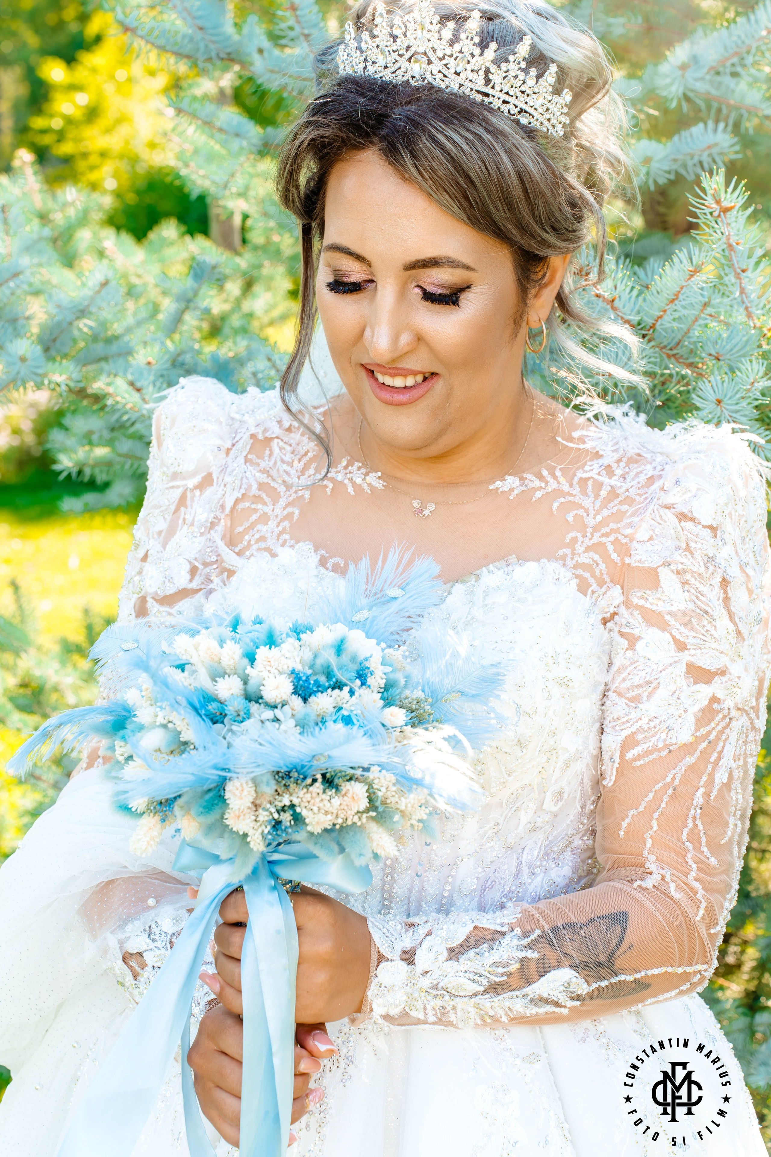 WEDDING PHOTOGRAPHY. DESPRE NOI