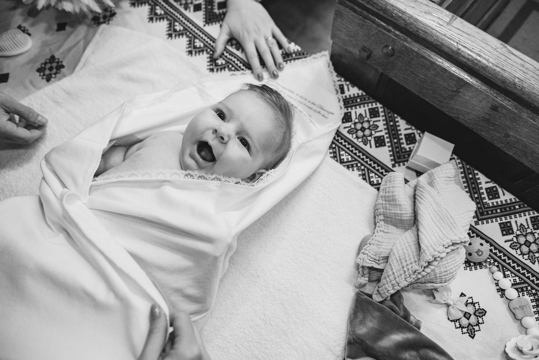 Christenings. Captured Moments by Olguta Vizauer