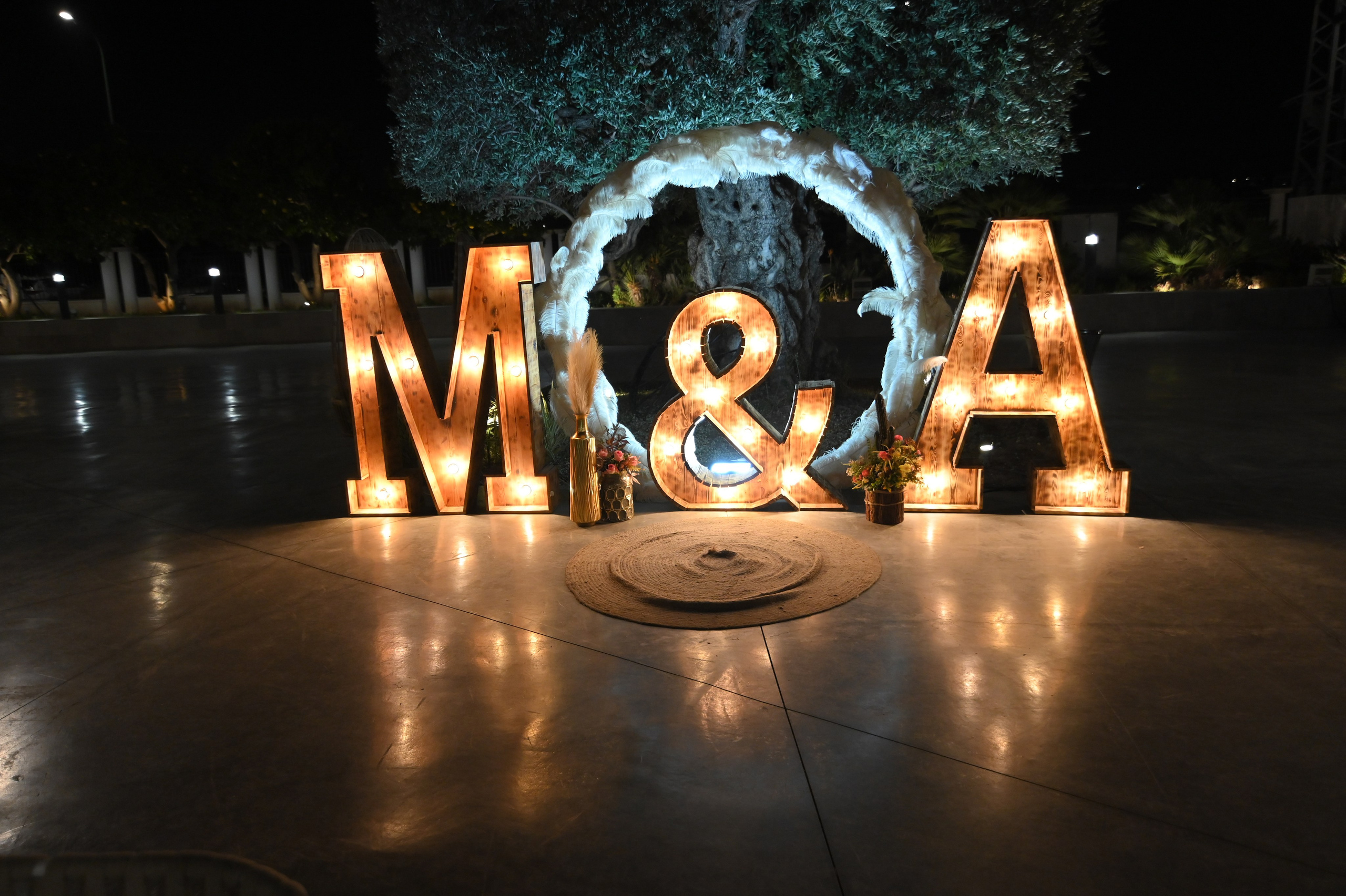 Aviel & Mishel. Wedding and events photographers Studio Shalom