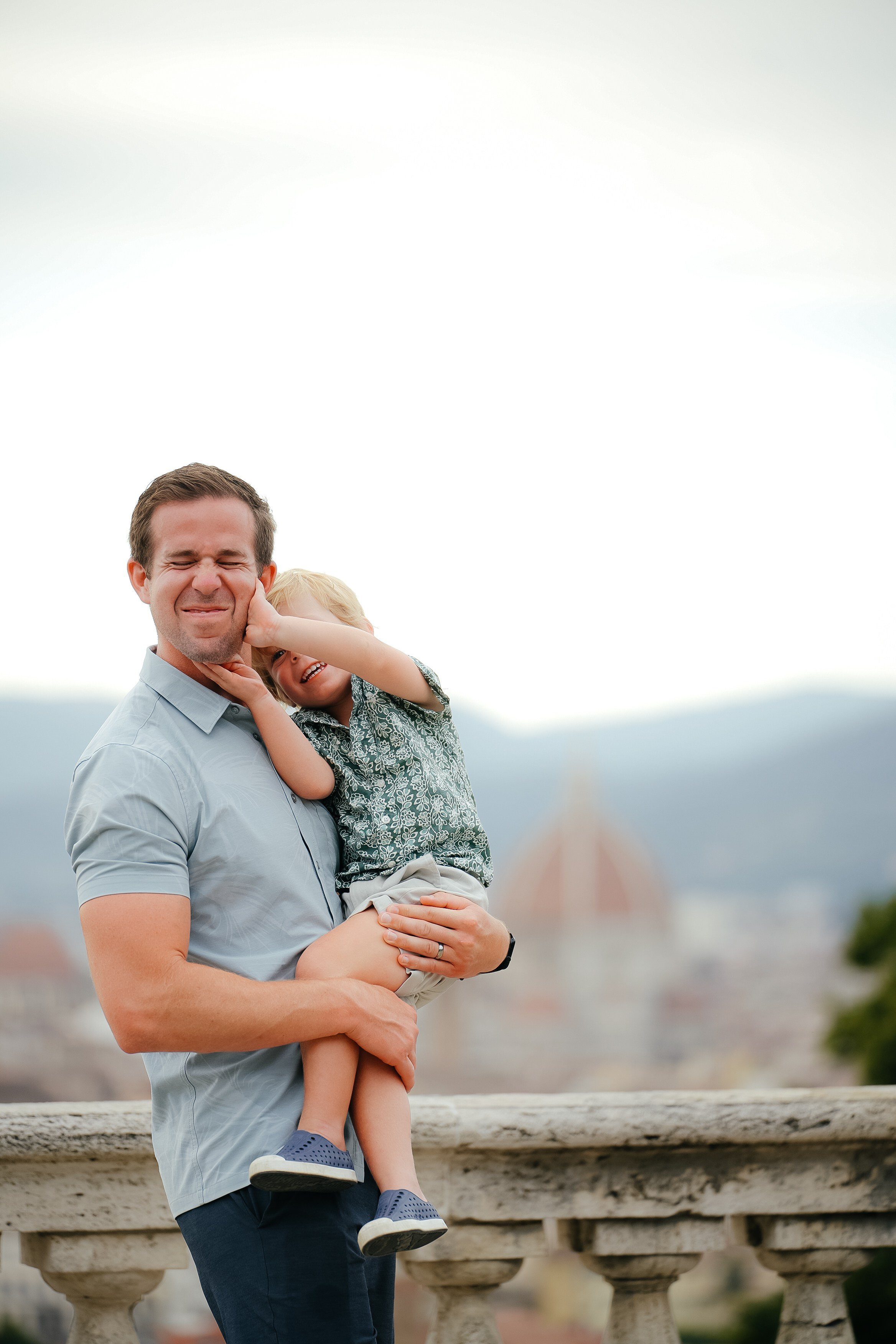 Nicole & Family. Wedding Photographer in Italy