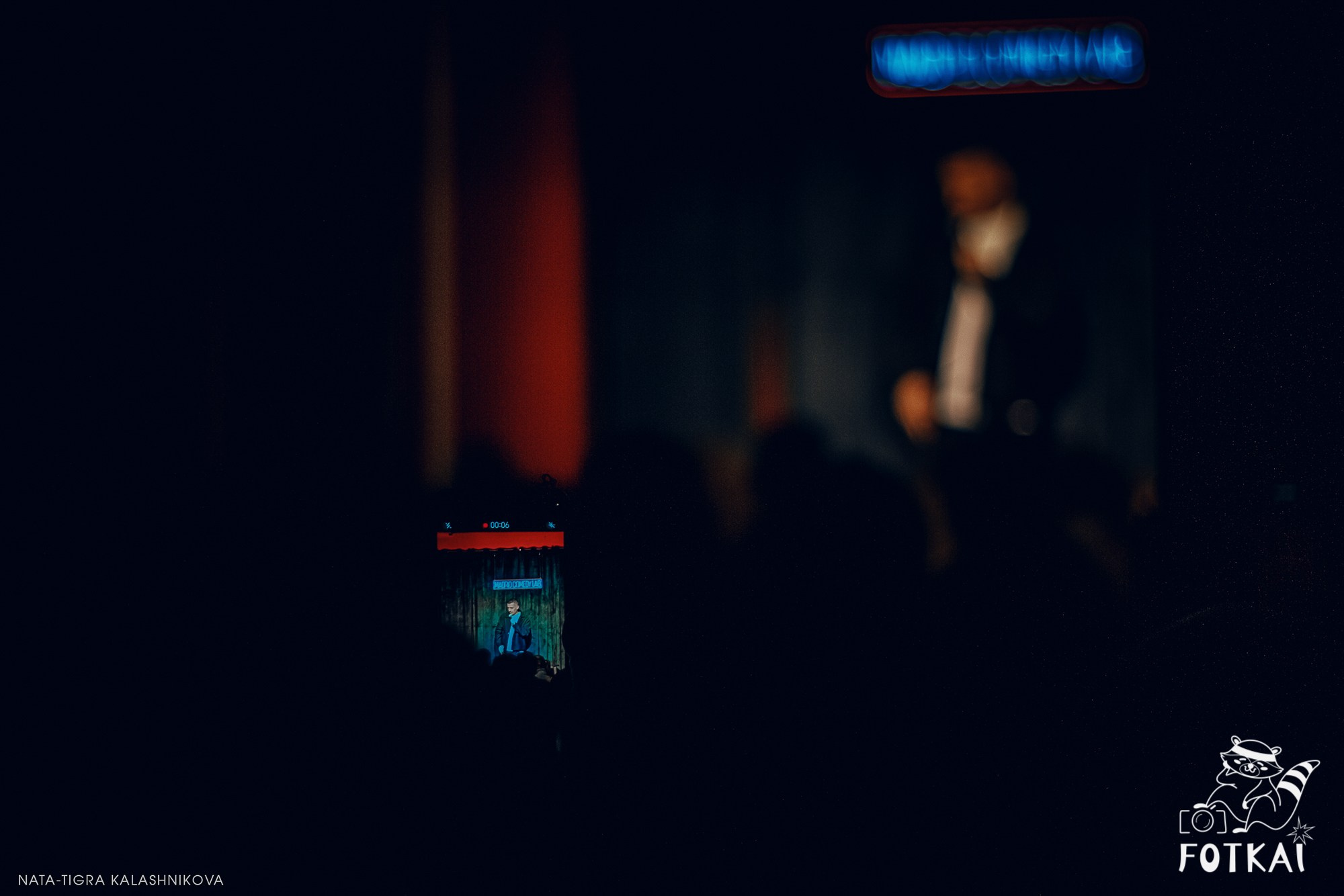 Eduard Matsaberidze en Madrid 14 de febrero 2026 — fotos del show de stand-up | FOTKAI