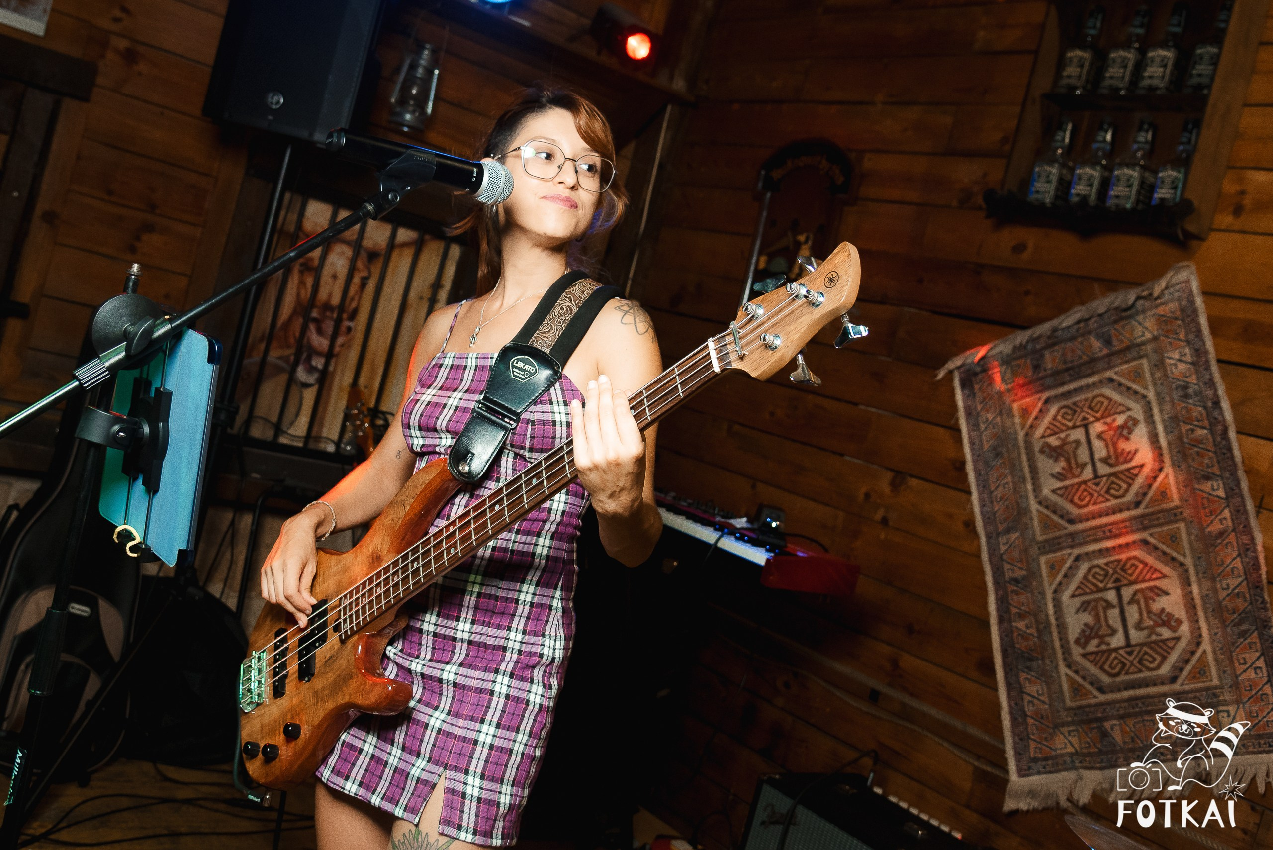 Reportaje fotográfico de FOTKAI | Get Back en El Paso Bar | Torrevieja, España, 12 de julio de 2025