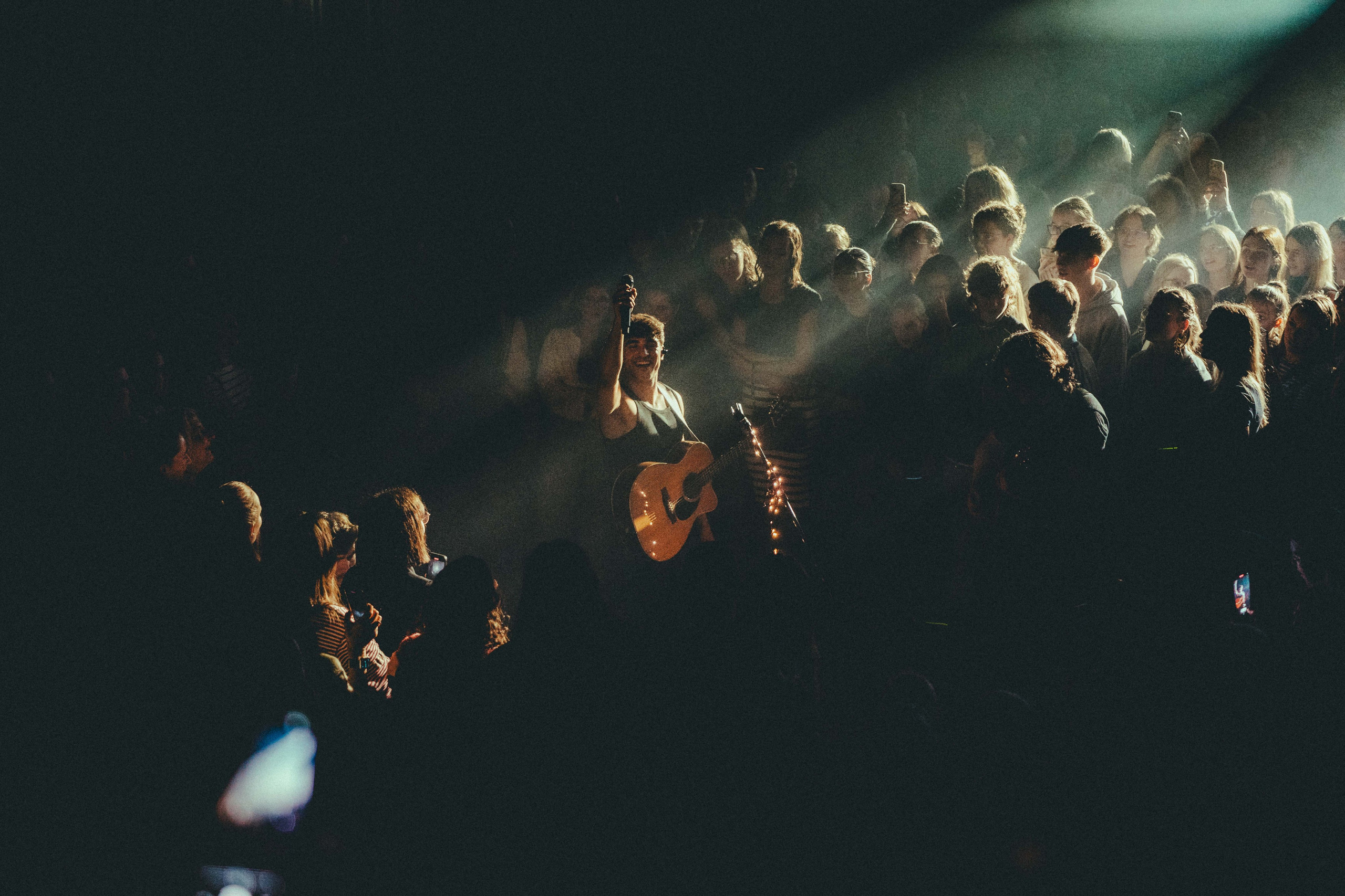 Myle. Concert and portrait photographer in Prague