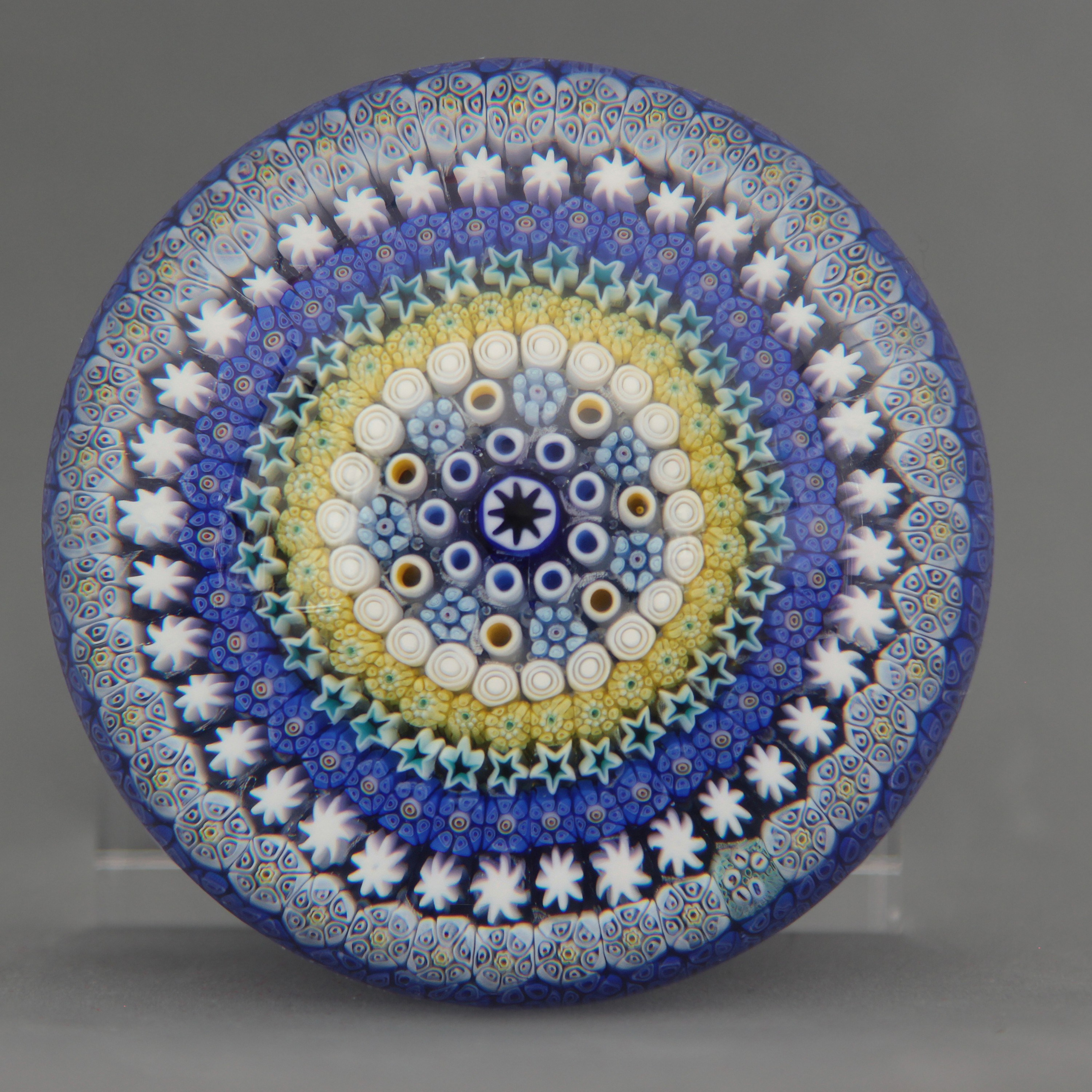 Baccarat1. Современнные и актикварные украшения в Барселоне, Москве и Санкт-Петербурге