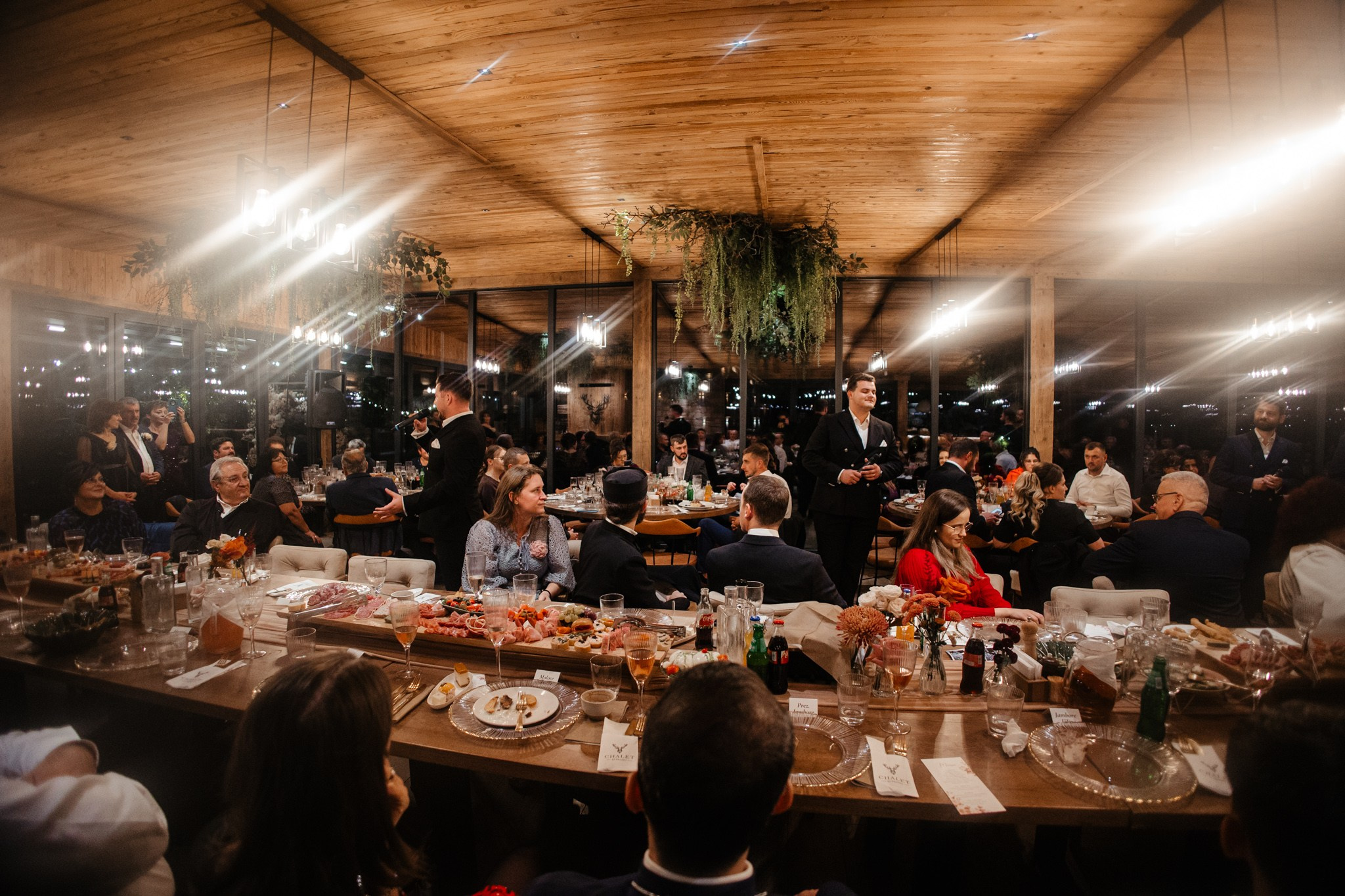 Nunta de Poveste la Sucevița: Cristi și Andreea. Servicii foto-video profesionale, pentru momente de neuitat