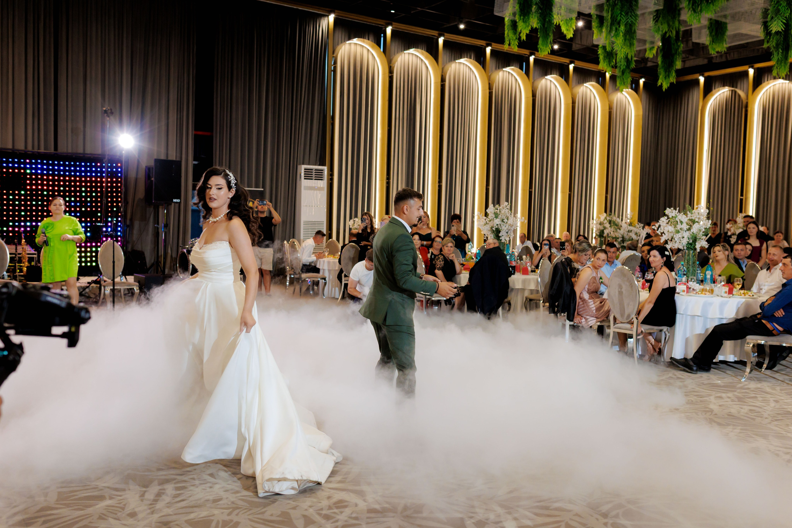 Nunta Nicoleta & Răzvan | Fotografie & Videografie Profesională. Servicii foto-video profesionale, pentru momente de neuitat