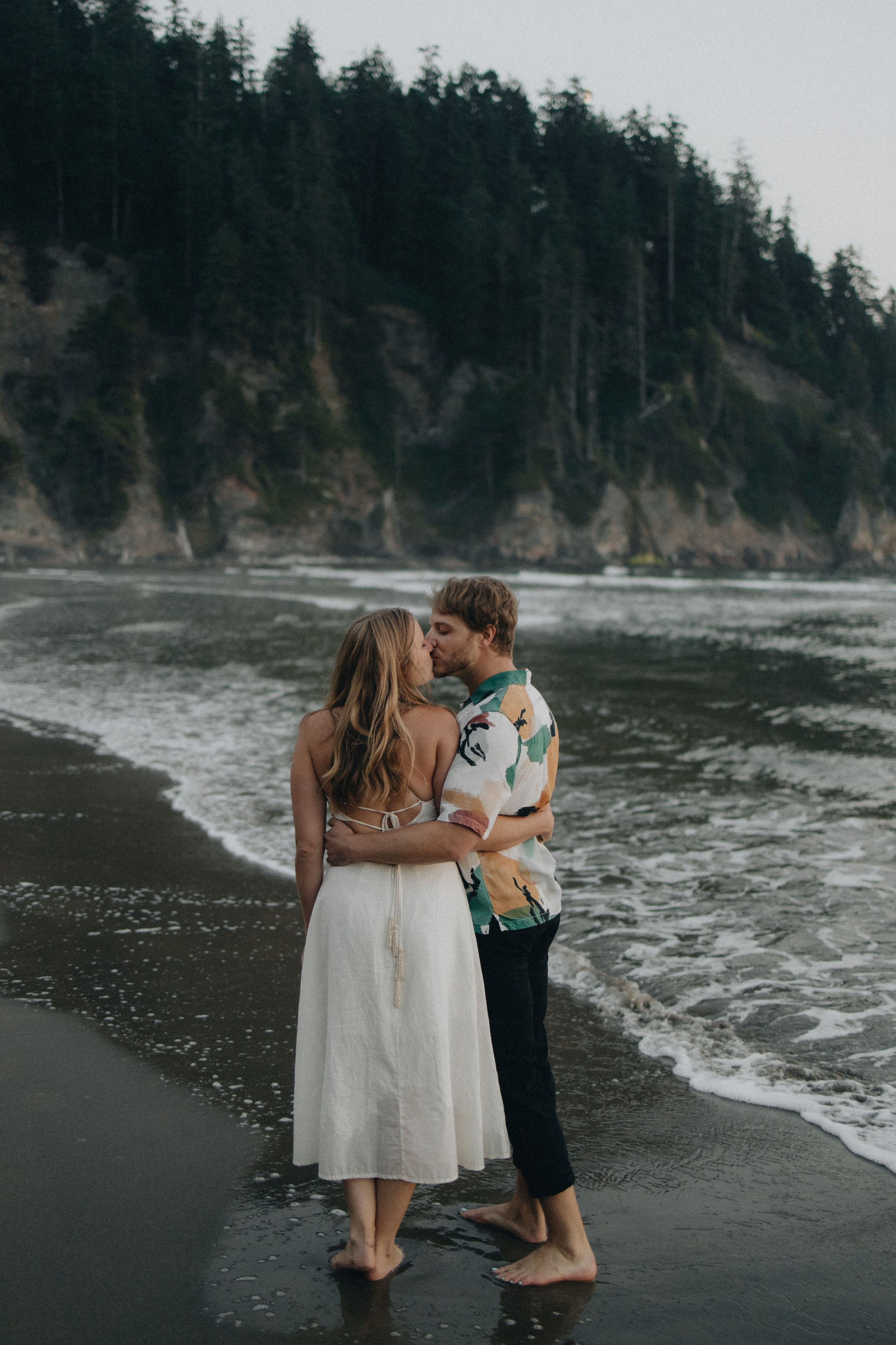 Engagement Photography at Cannon Beach | Jessie & Isaac's Session by Georgy Shishkin | Capturing Moments in Portland, Seattle, Bend & Oregon. Capturing Love in the Heart of the Pacific Northwes