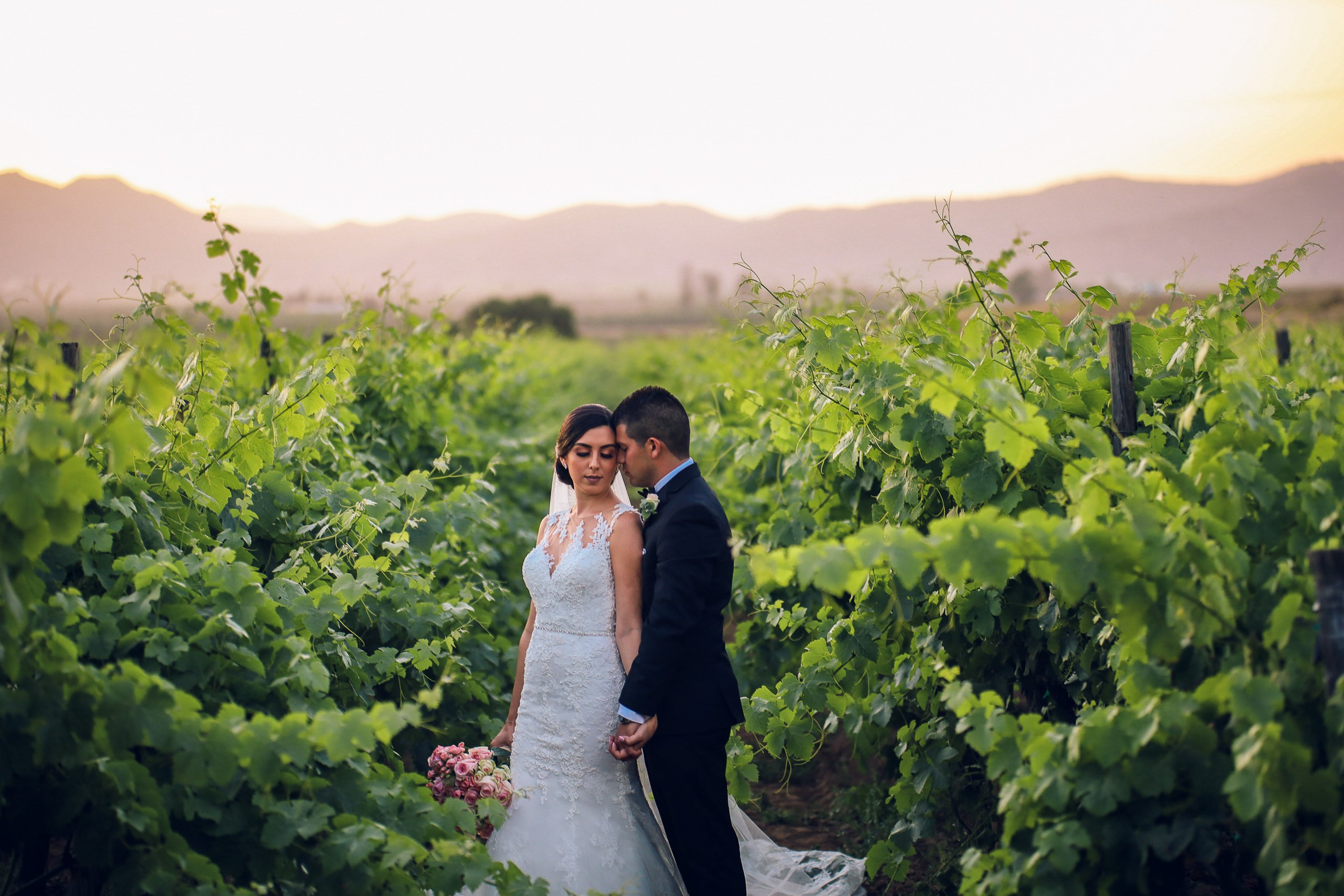 Parque La Joya Valle de Gpe + Iglesia de Piedra. Estudio de fotografia en Tijuana