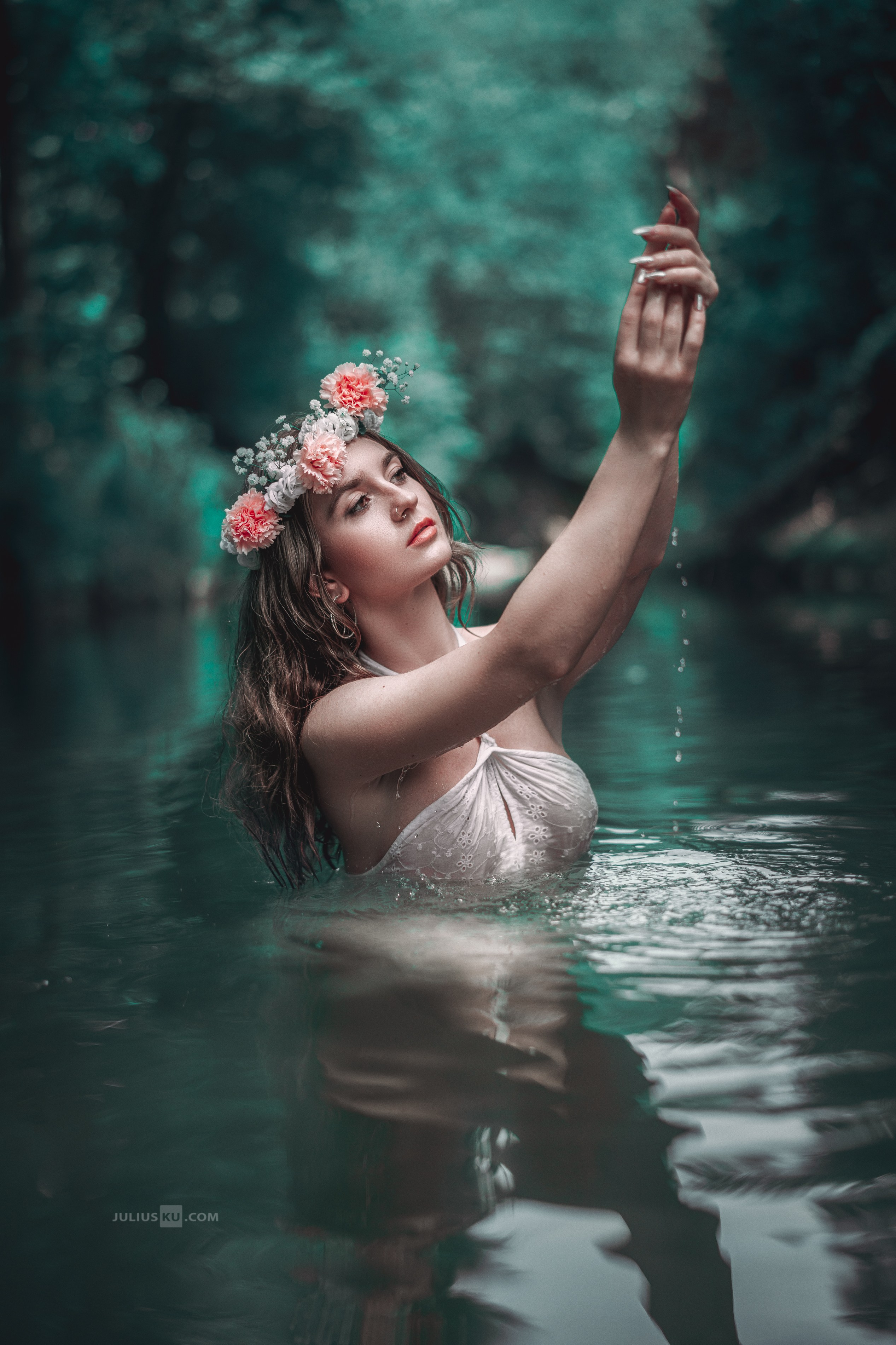 Creative / Fantasy. Main